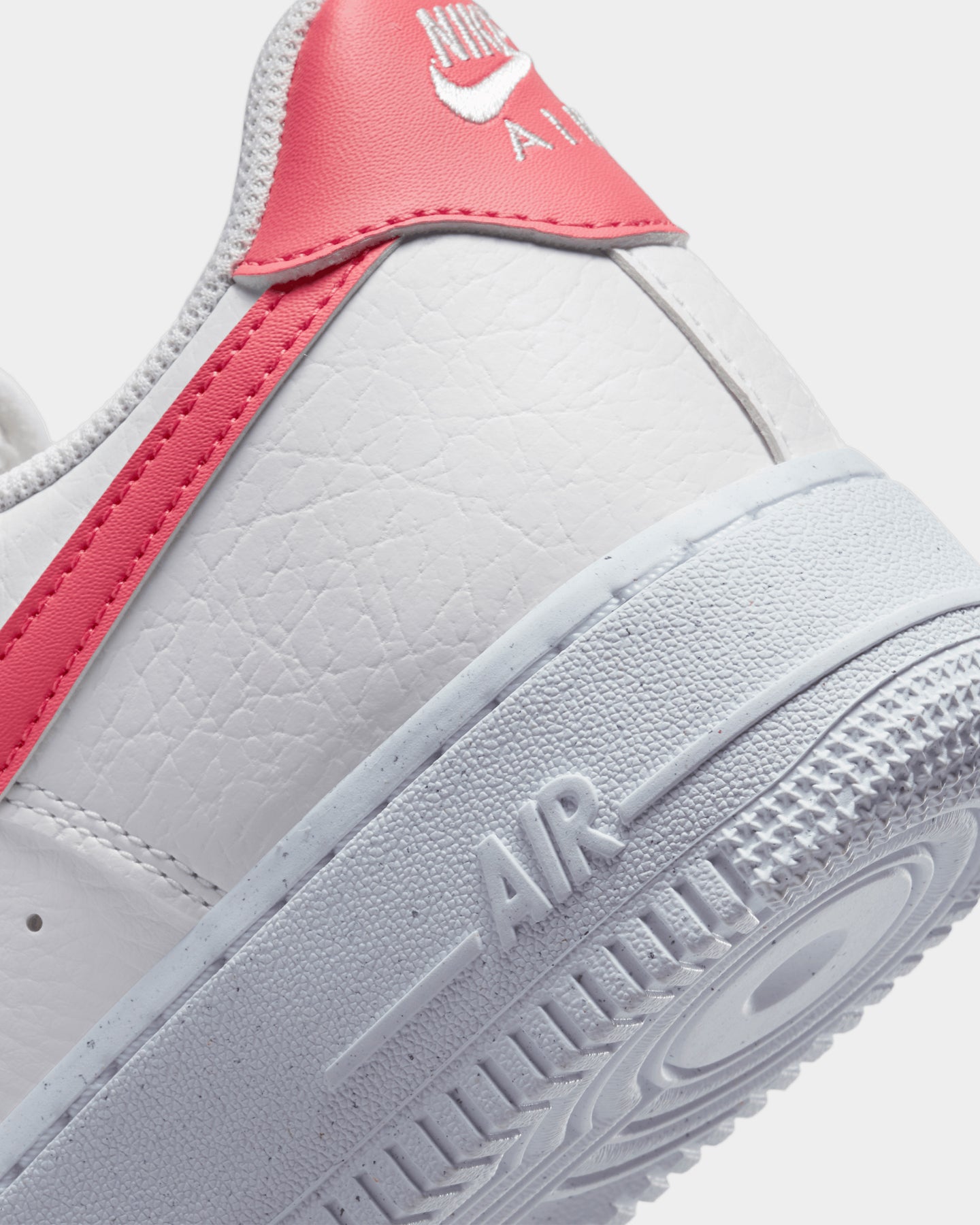 Nike Women's Air Force 1 '07 SE Summit White、mySite、zt4zffjzw