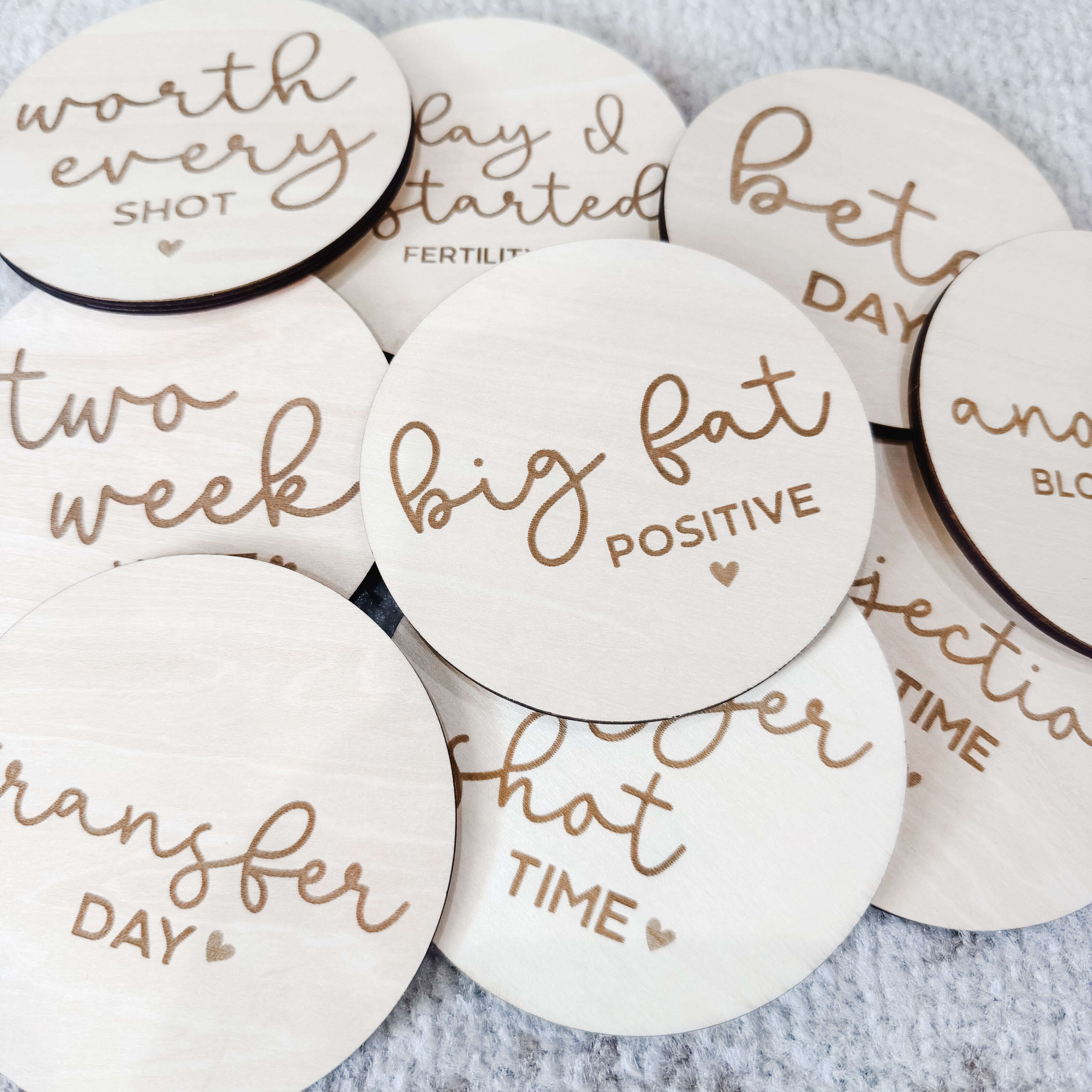  Conceive Milestone Wood Announcements、mySite、layawaytickets