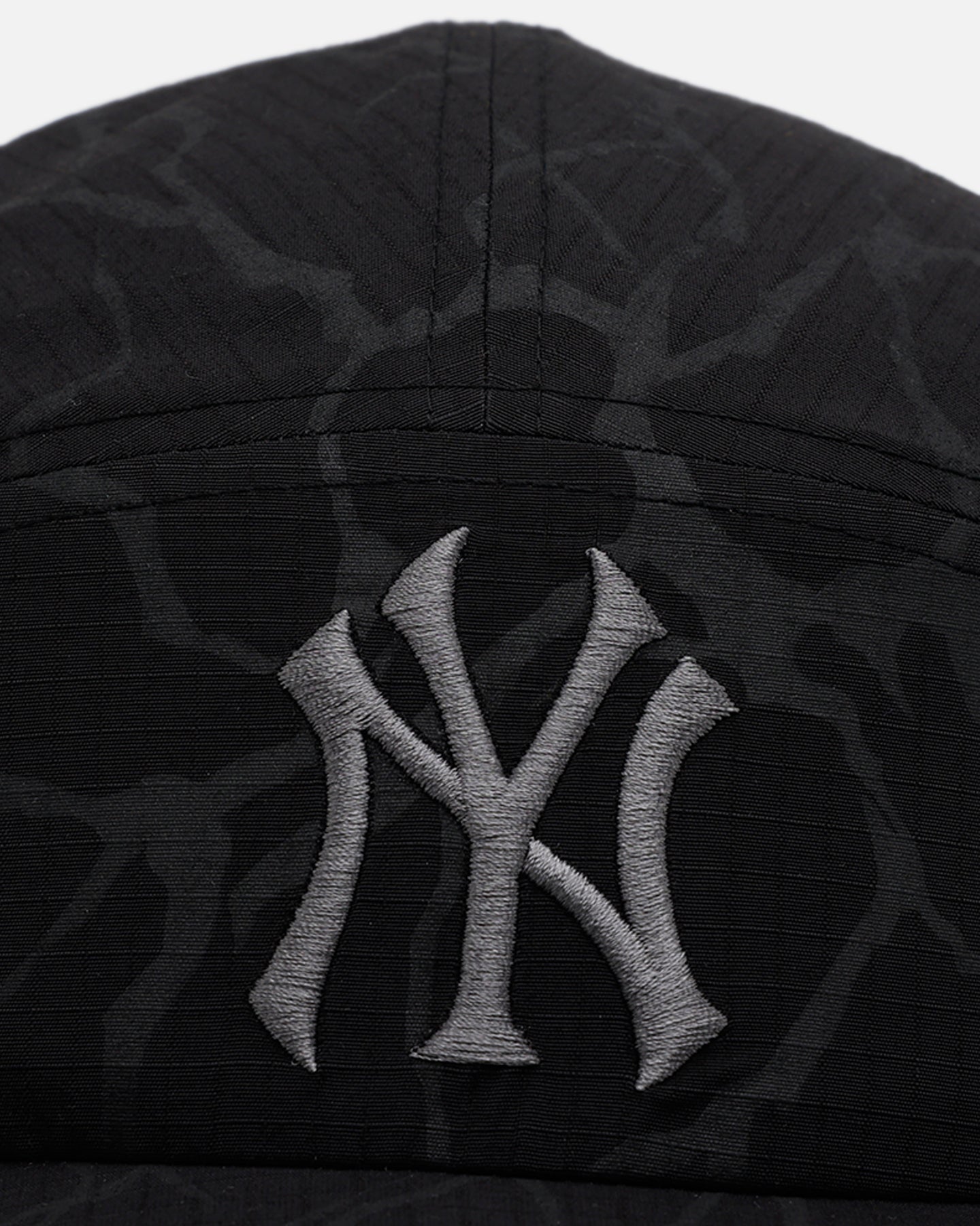New Era New York Yankees 'Reflective Lightning' TWENTY9 Strapback Black、mySite、zt4zffjzw