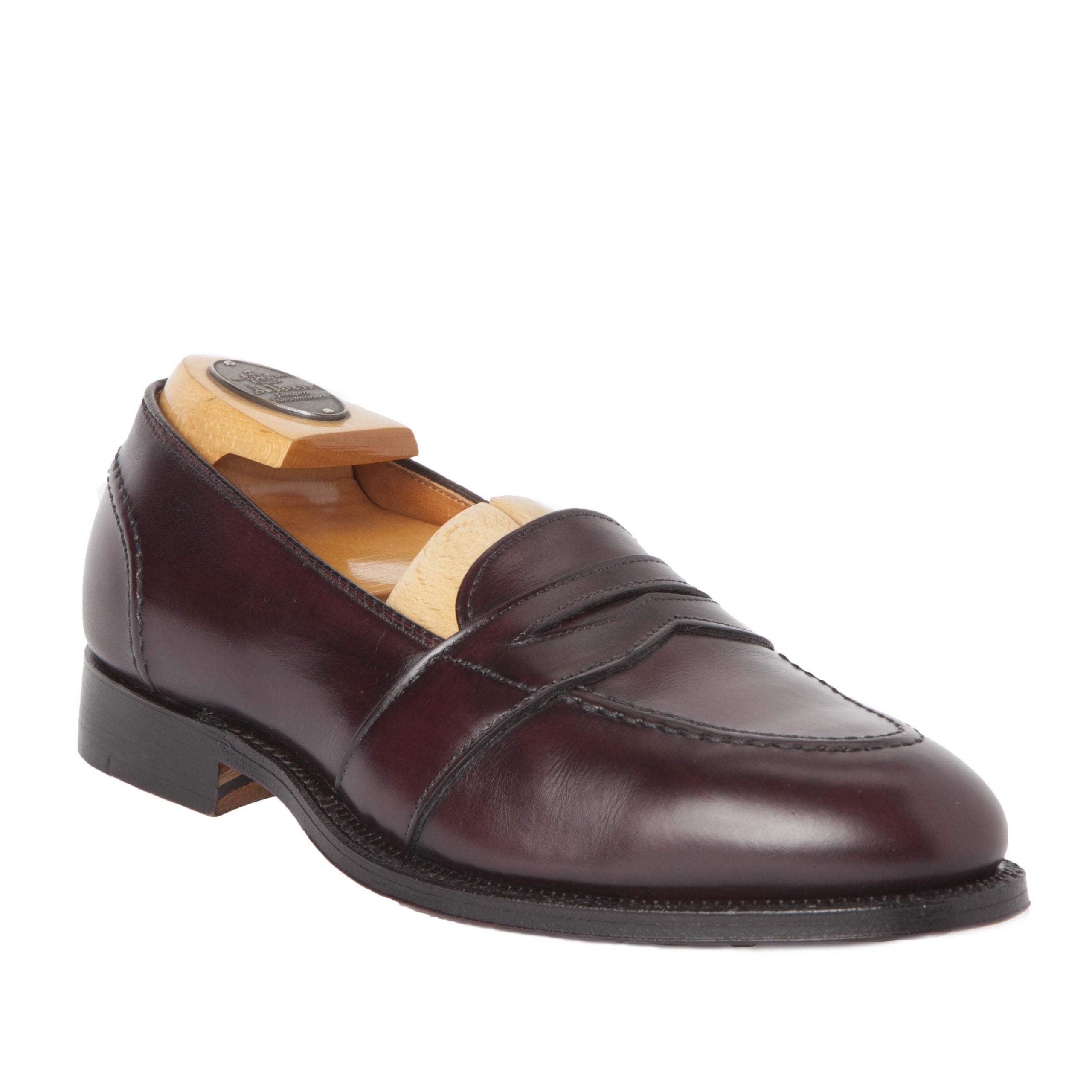  683 - Full Strap Loafer in Burgundy Calfskin、mySite、preschool7hills