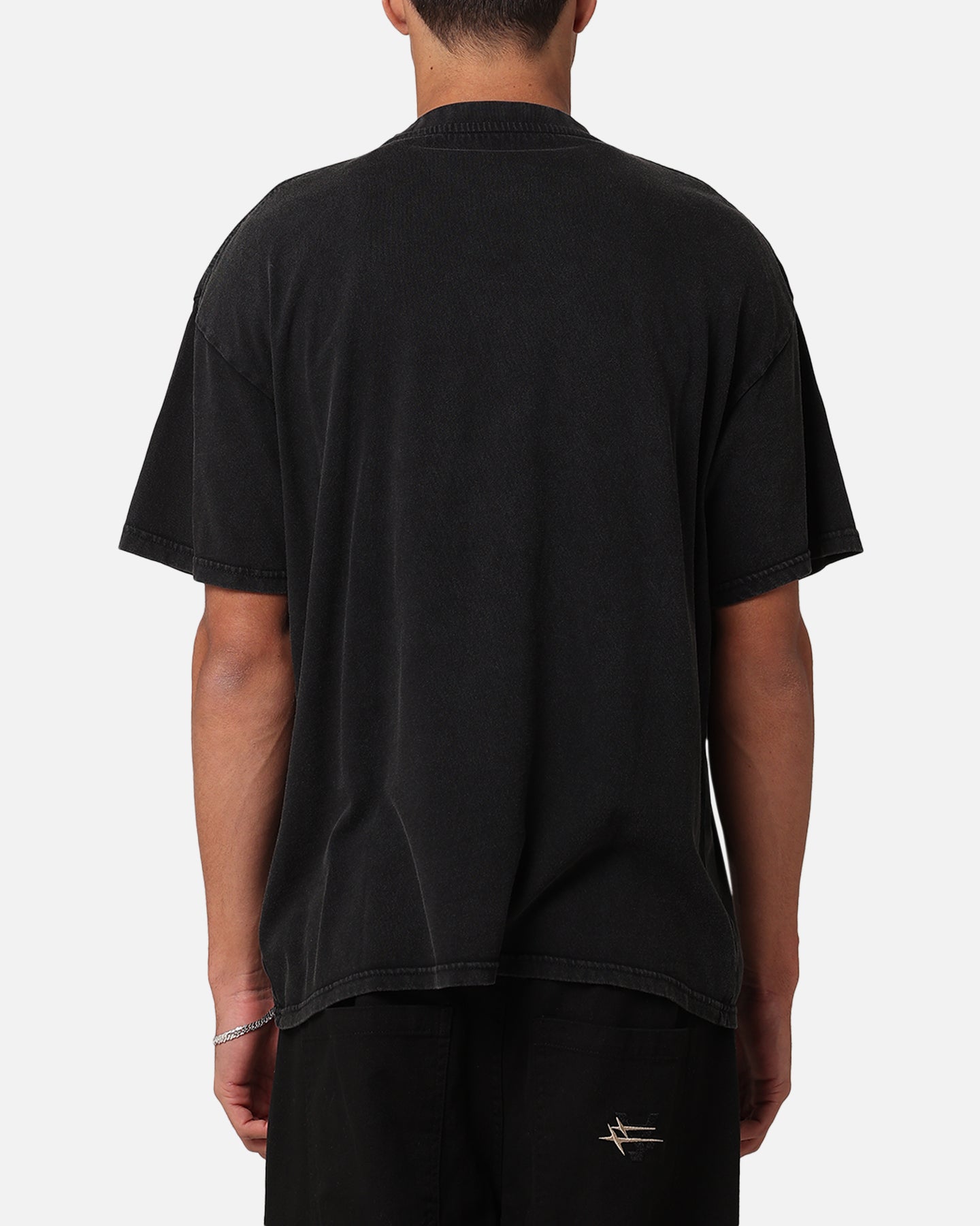 {product_title} - {shop_name}