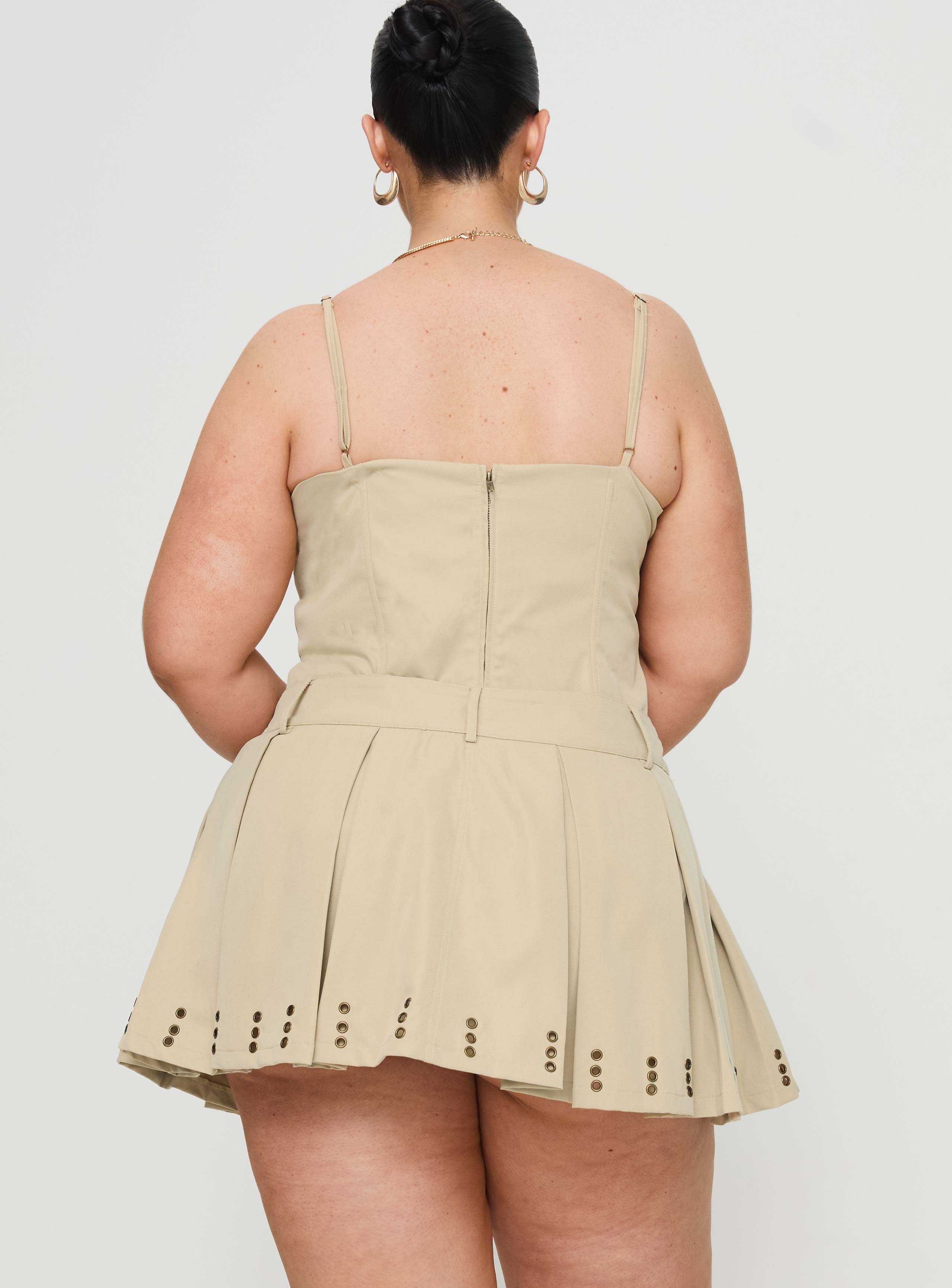 Alinzia Eyelet Skort Beige Curve、mySite、solidvoid