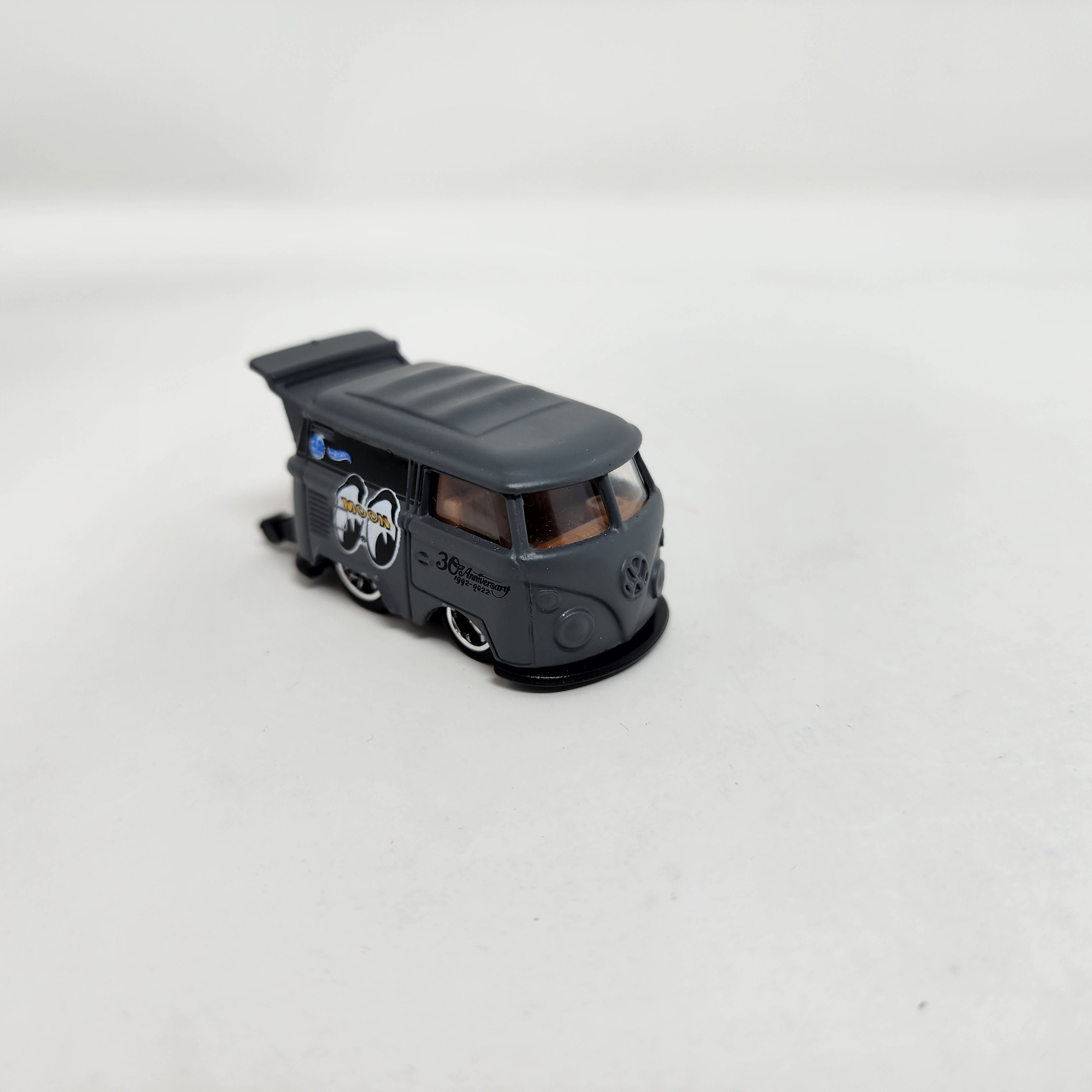 Kool Kombi Mooneyes * Hot Wheels 1:64 scale Custom Build w/ Rubber Tires、mySite、hgirdovlk