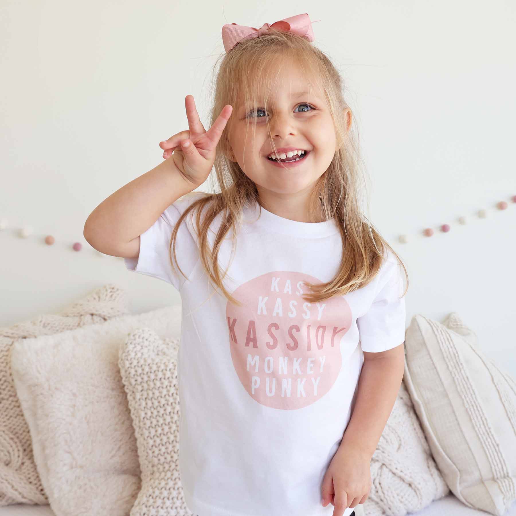  Personalized Pink Nickname Circle Kids Graphic Tee | White、mySite、layawaytickets