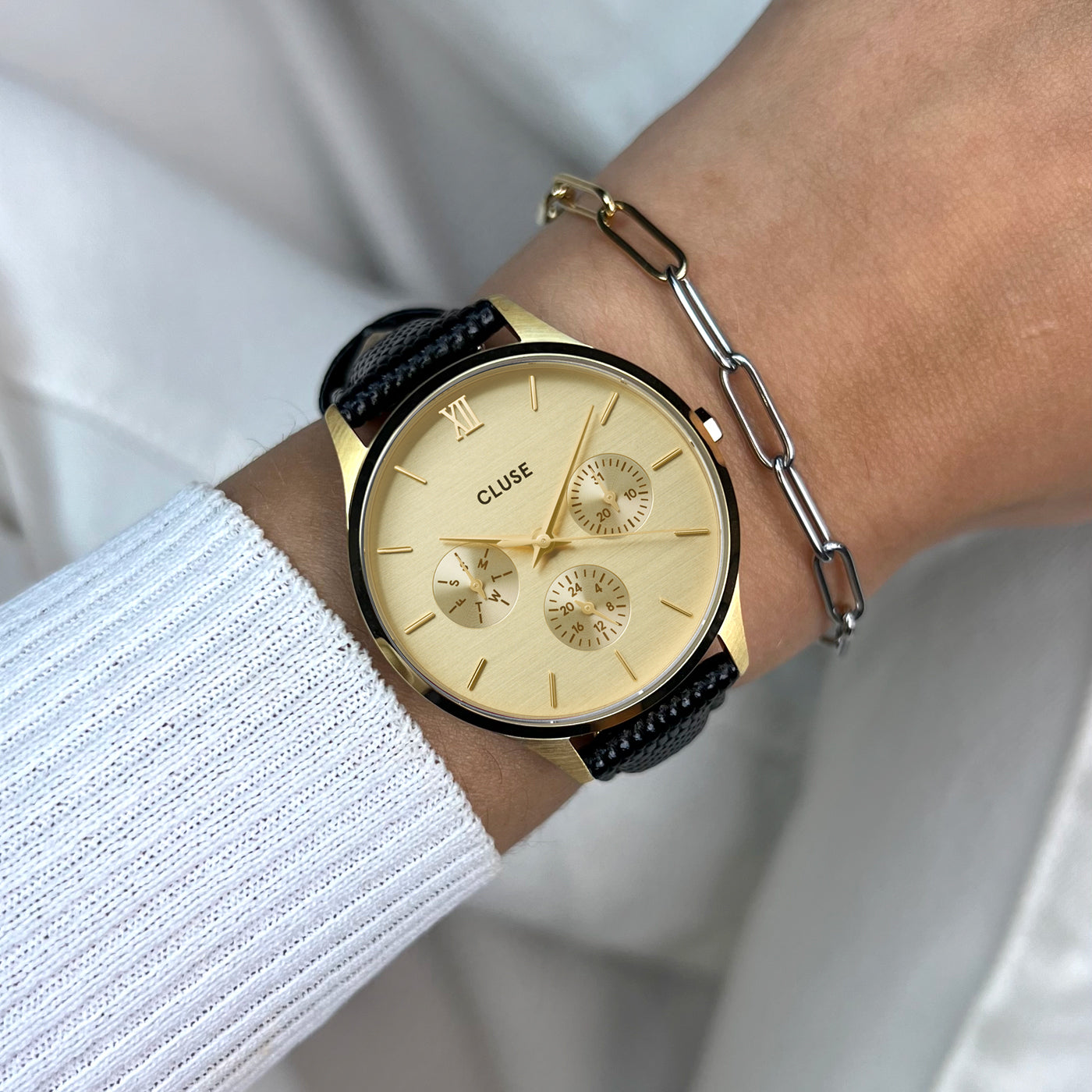  Minuit Multifunction Watch Leather, Black Lizard, Gold Colour