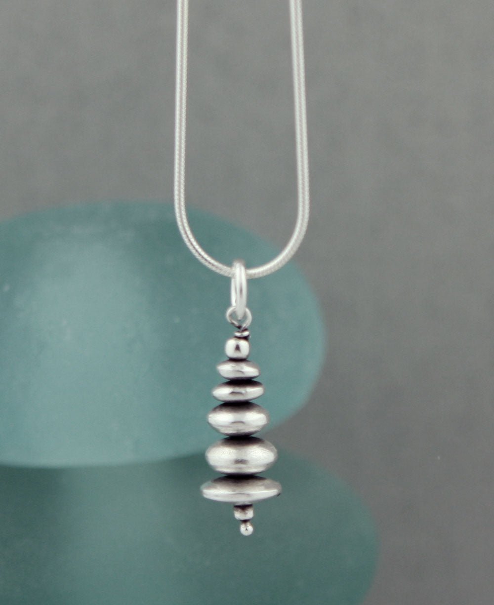 Sterling Silver Beaded Cairn Pendant、mySite、topwebapps