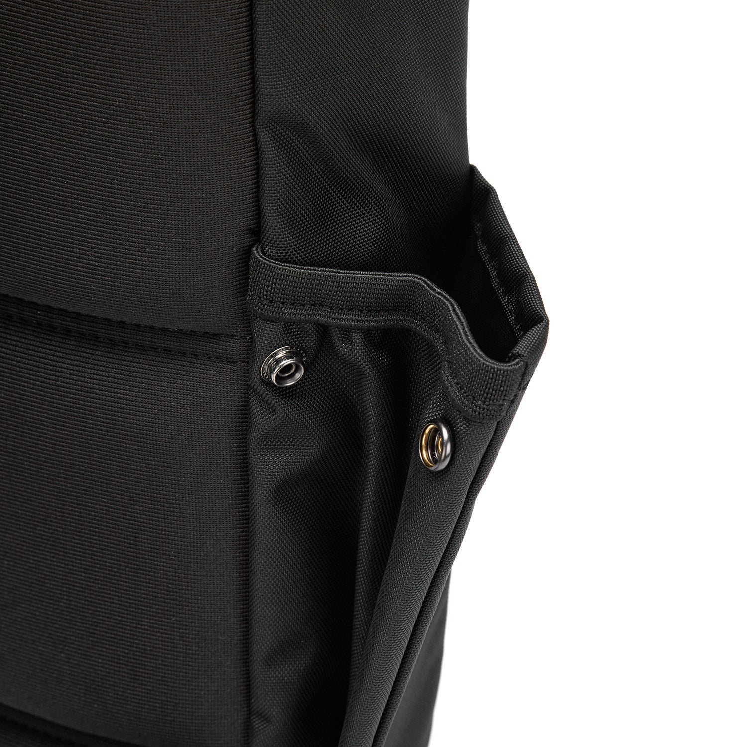 Pacsafe® V anti-theft Commuter Backpack (Fits 13 / 16 Laptop)、mySite、garagedoors4me