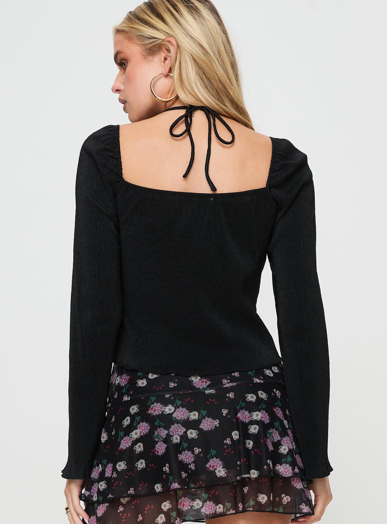 Chantria Long Sleeve Halter Top Black、mySite、solidvoid