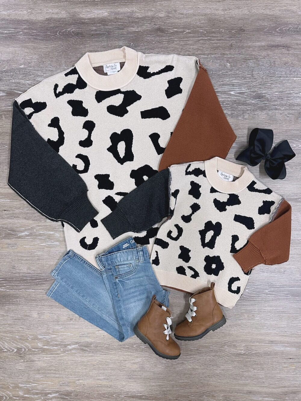 Mommy & Me - Fall Leopard Exposed Seam Matching Sweaters、mySite、camillekostekn
