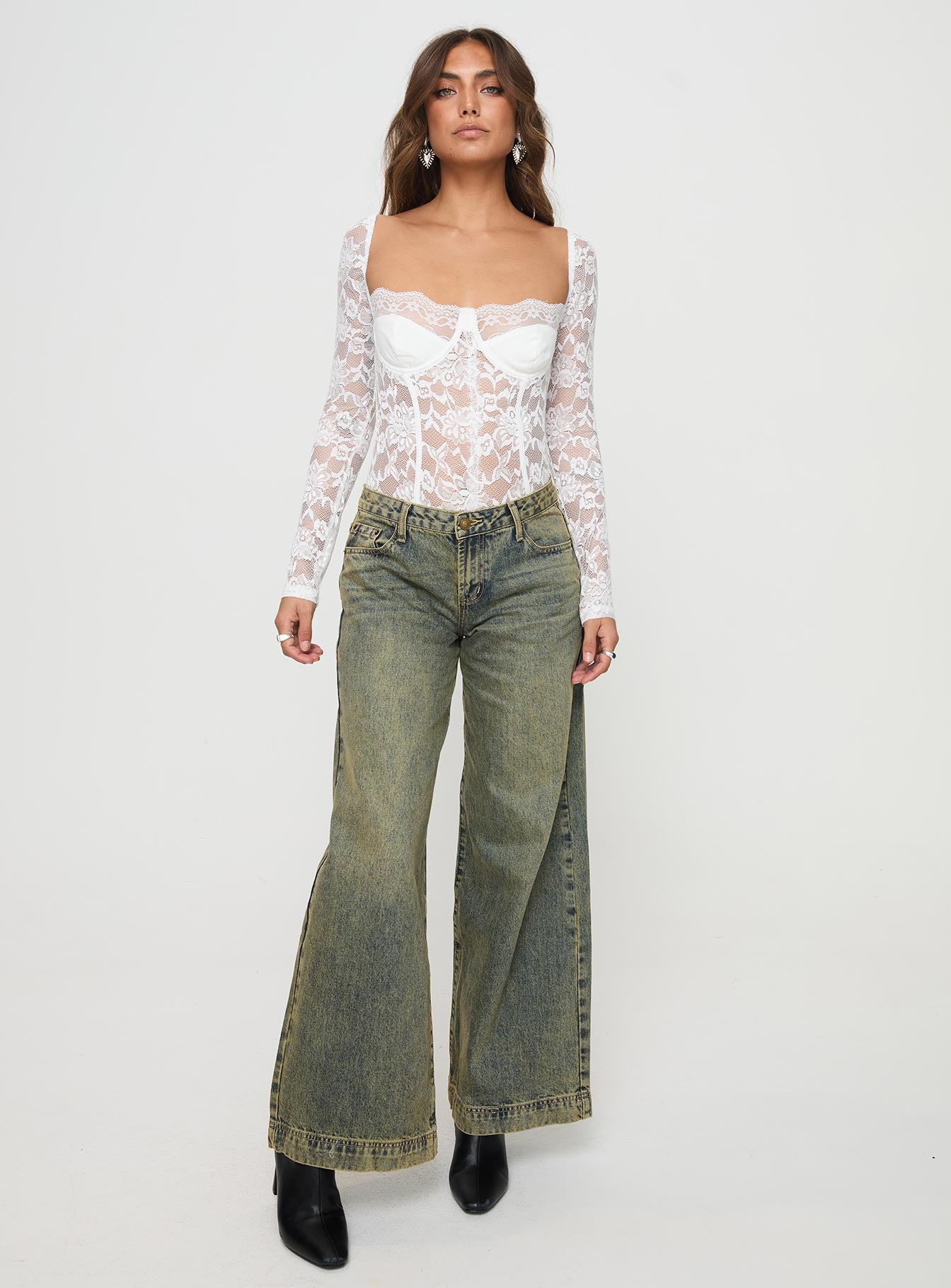 Cadrot Long Sleeve Lace Bodysuit White、mySite、solidvoid