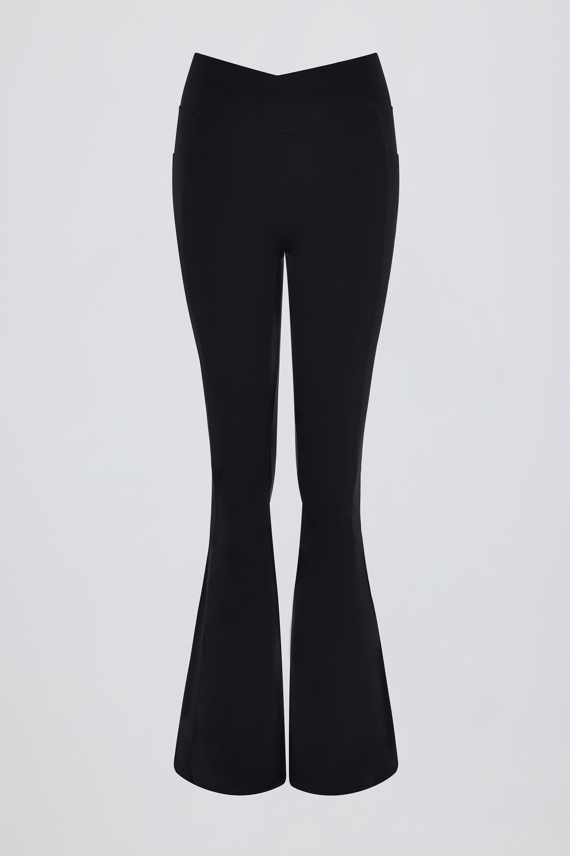  Soft Active Crossover Flared Leggings in Black、mySite、sugarbowlscore