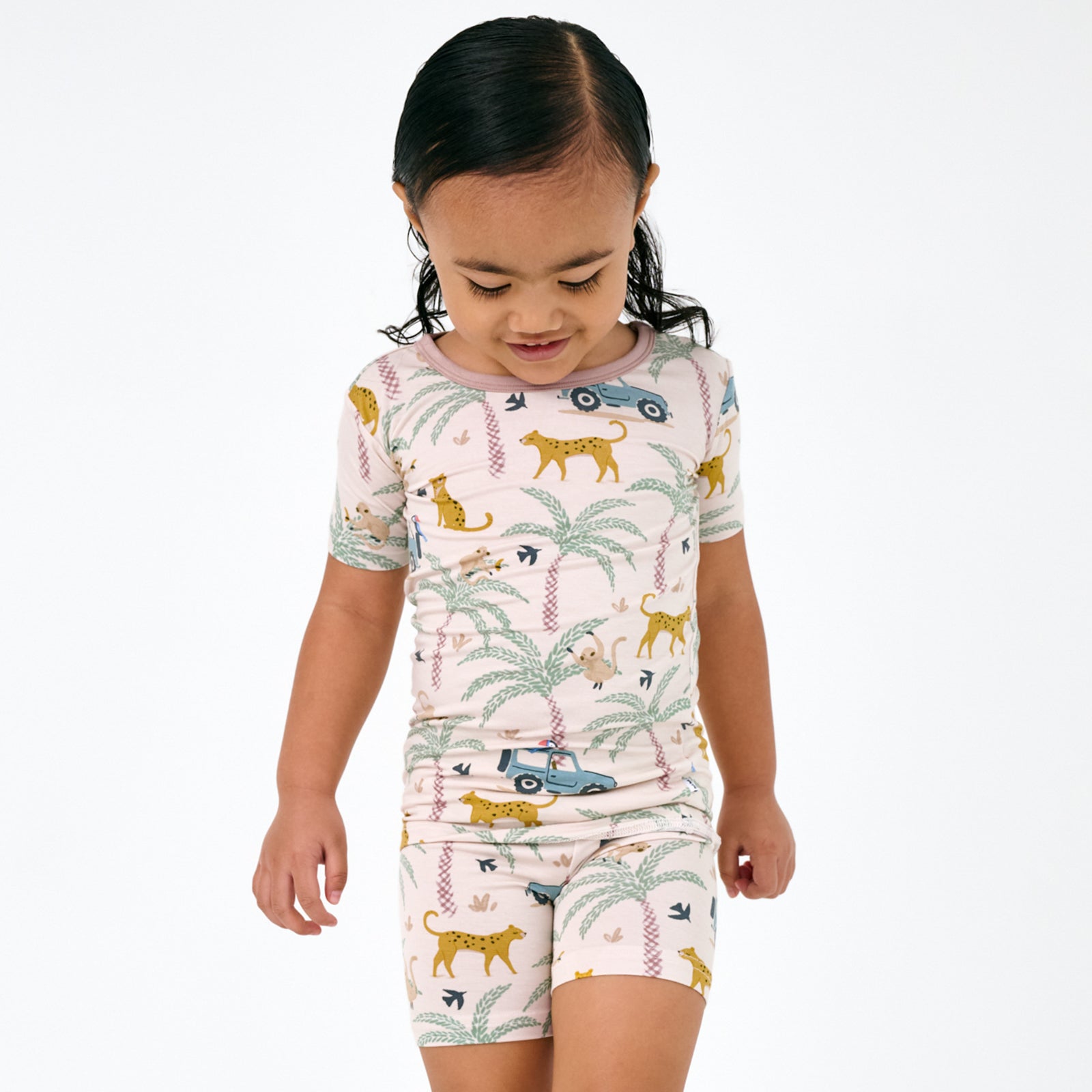 Wild Escape Two-Piece Short Sleeve & Shorts Pajama Set、mySite、g9winljtr
