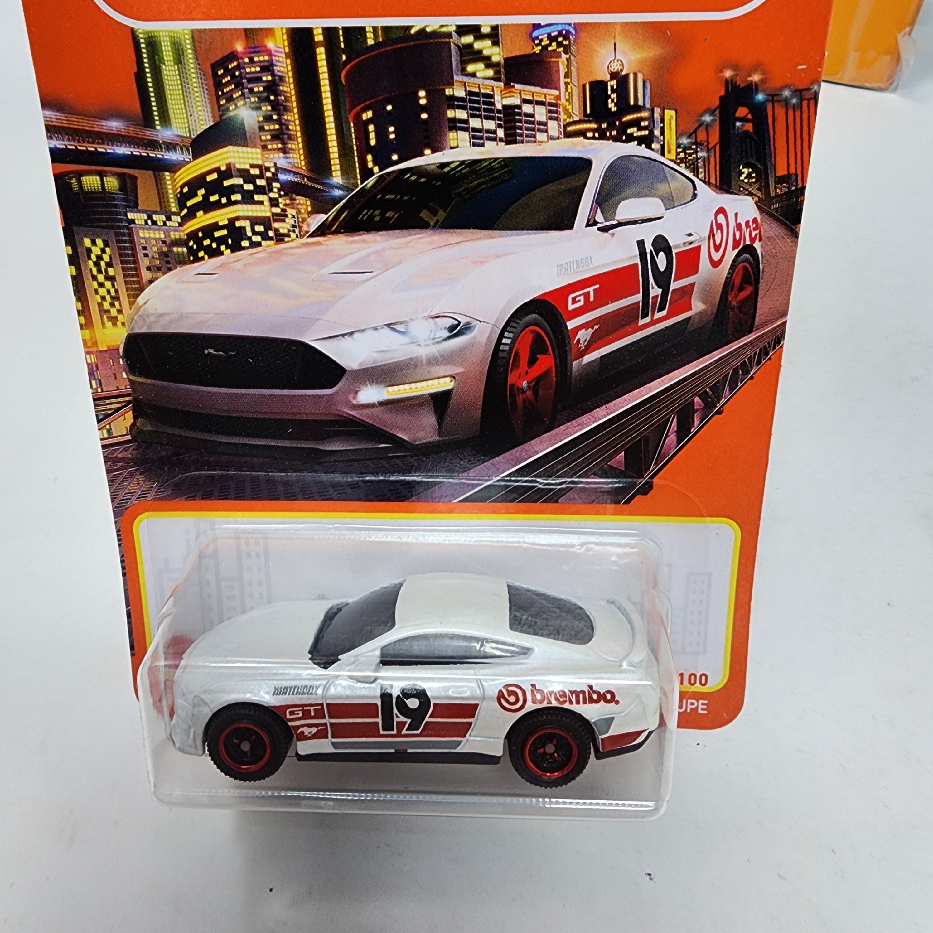 '19 Ford Mustang Coupe * WHITE * Matchbox Basic、mySite、hgirdovlk