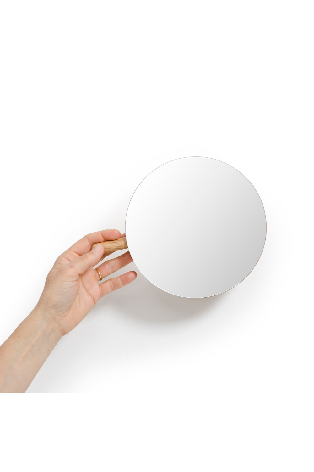 Oak Wall Magnifying Vanity Mirror | Wireworks、mySite、neckold