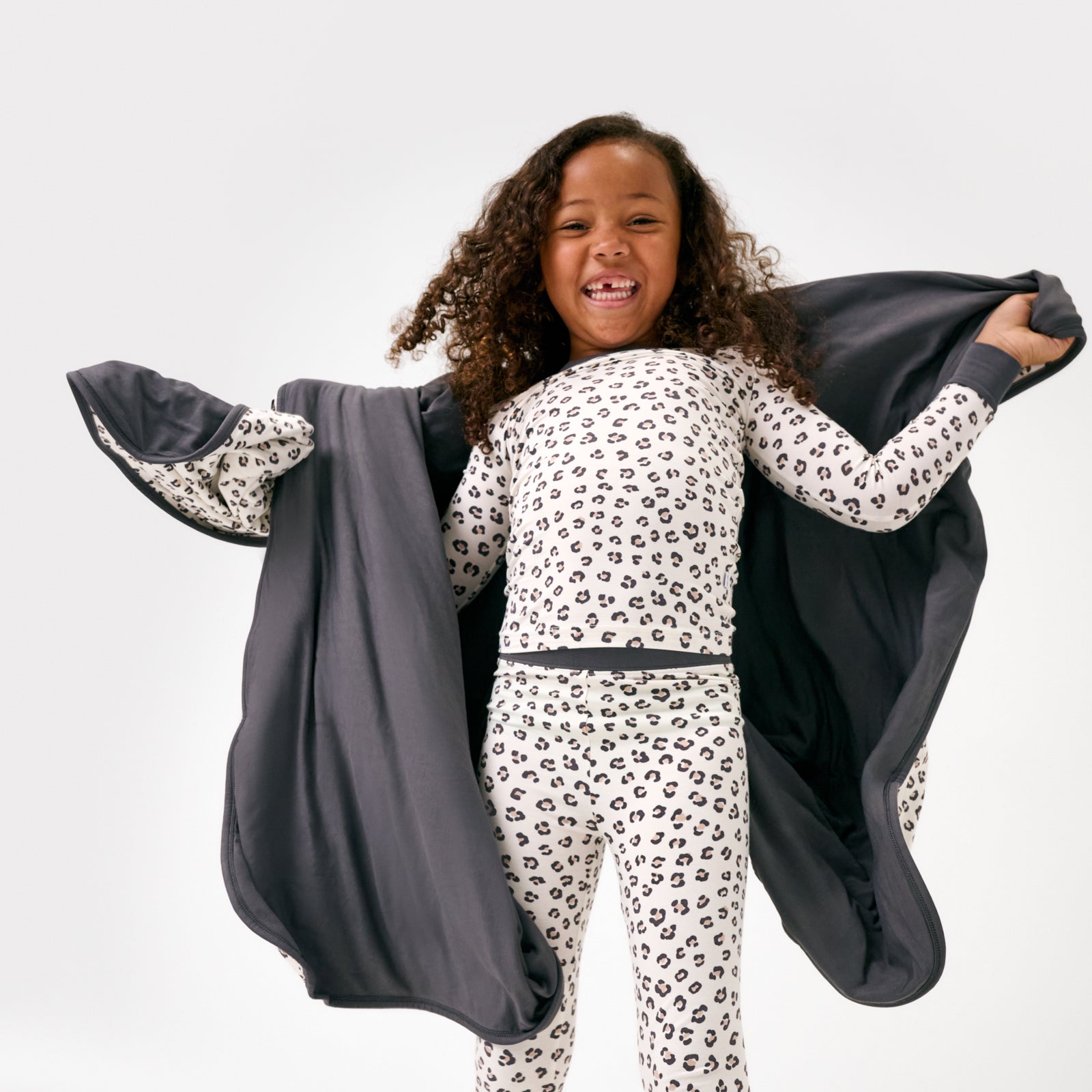 Luxe Leopard Large Cloud Blanket®、mySite、g9winljtr