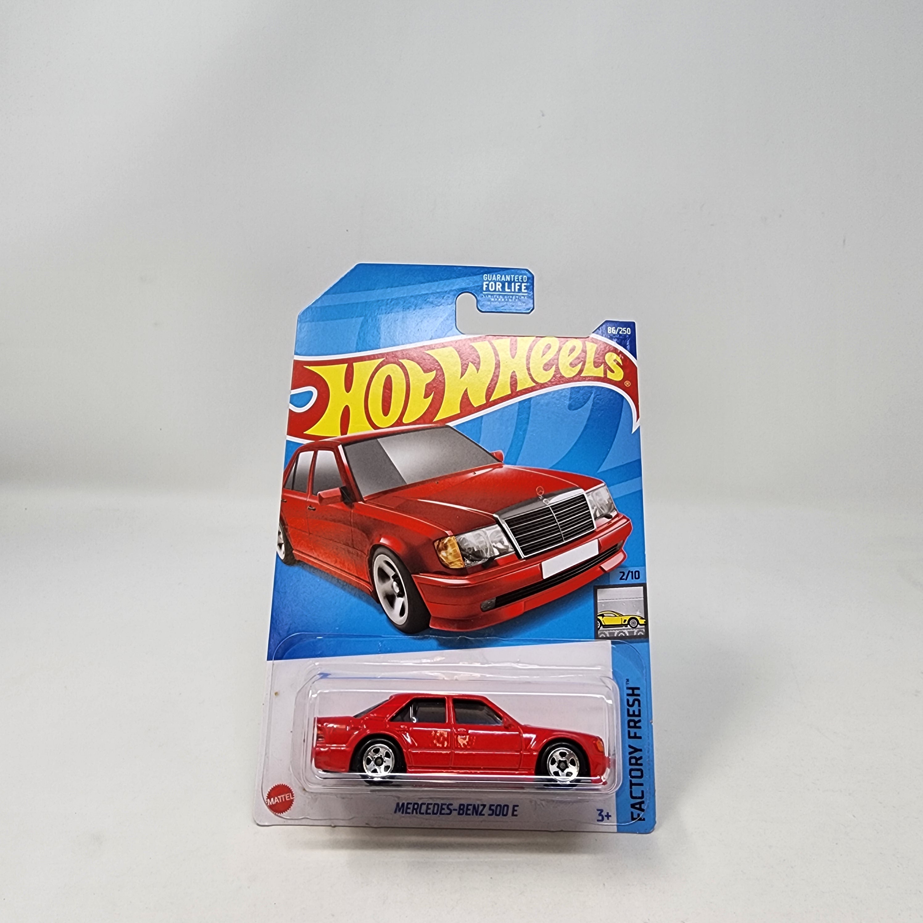 Mercedes-Benz 500 E #86 * RED * 2022 Hot Wheels、mySite、hgirdovlk