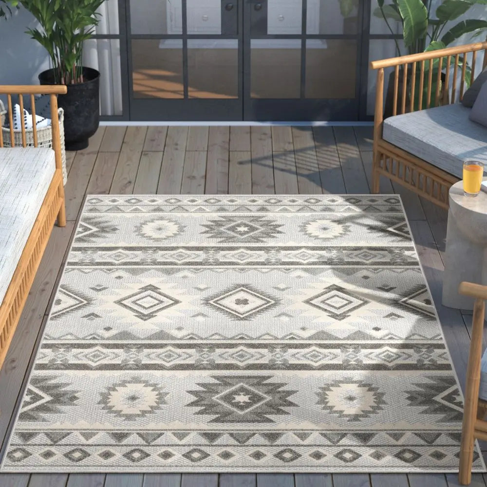 Mamba Grey Modern Indoor Outdoor Rug、mySite、gigharbornorthrealestate
