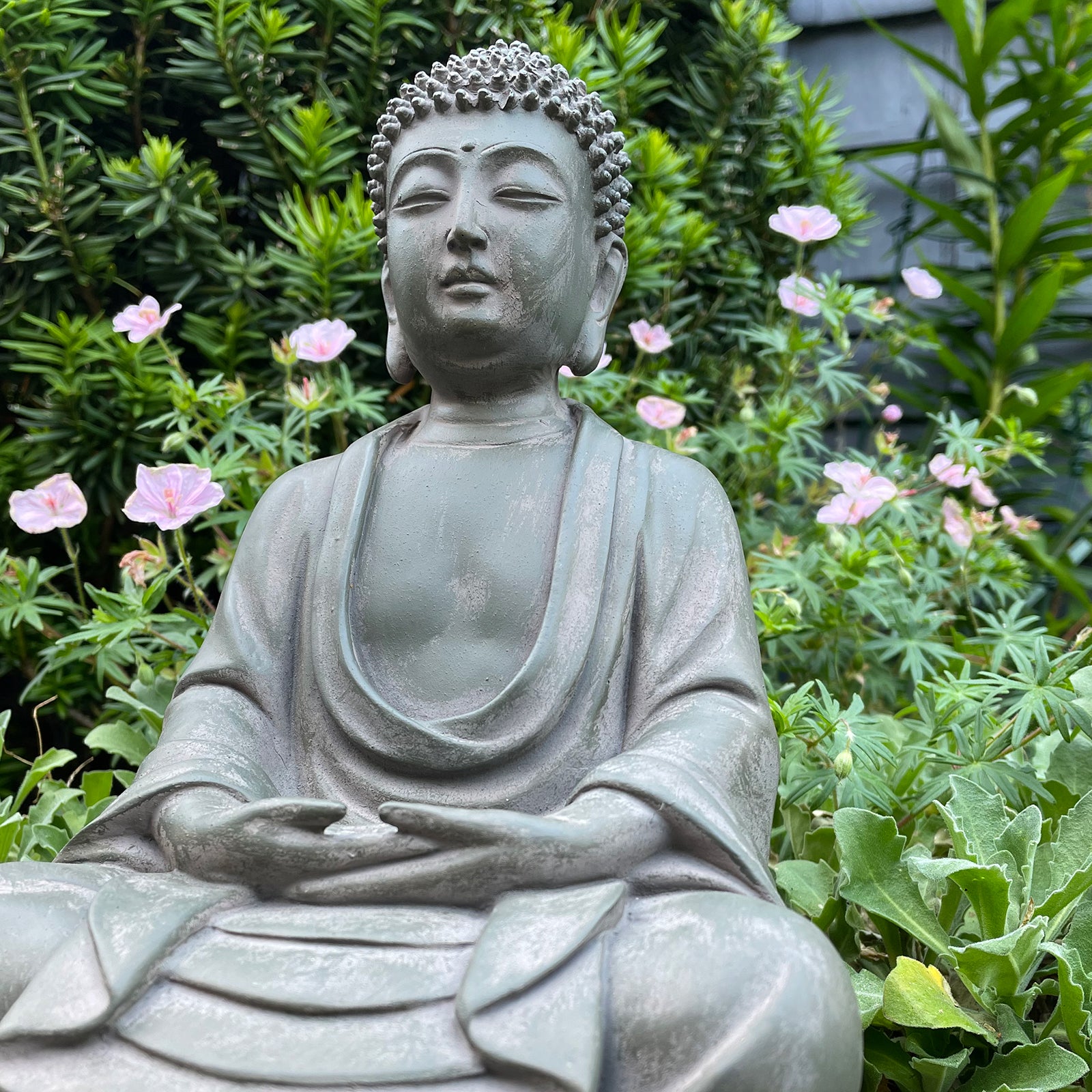 Calming Garden Buddha Statue、mySite、topwebapps