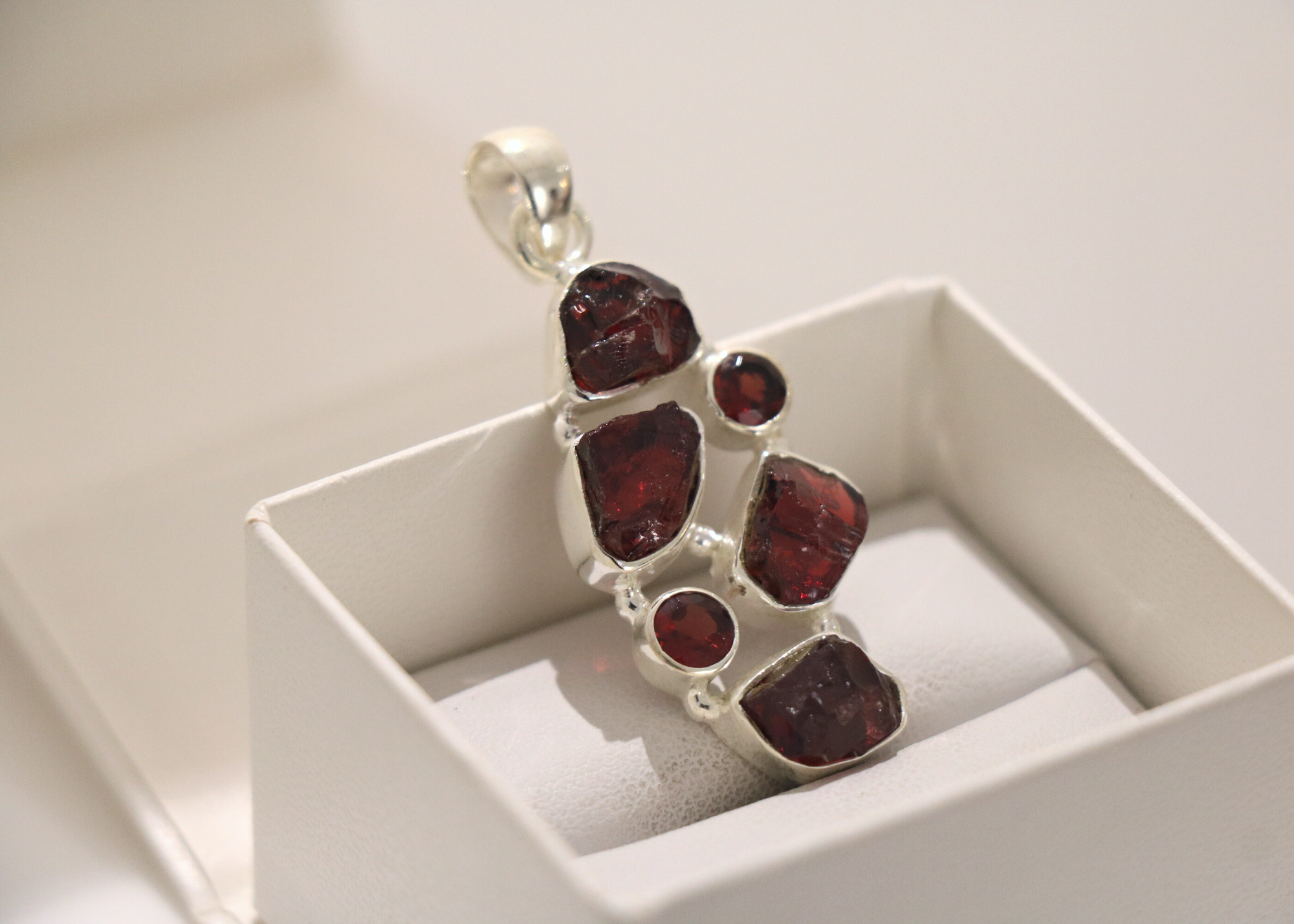 Garnet Pendant (Sterling Silver)、mySite、topwebapps