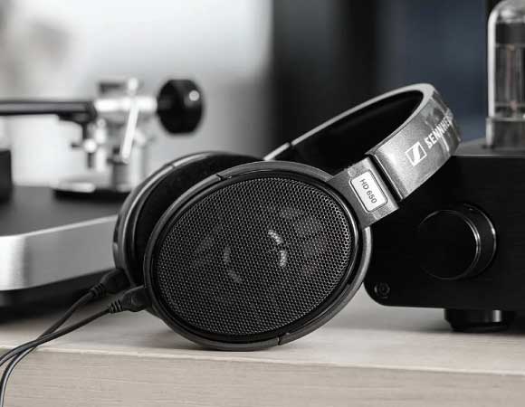 Headphone-Zone-Sennheiser-HD-650