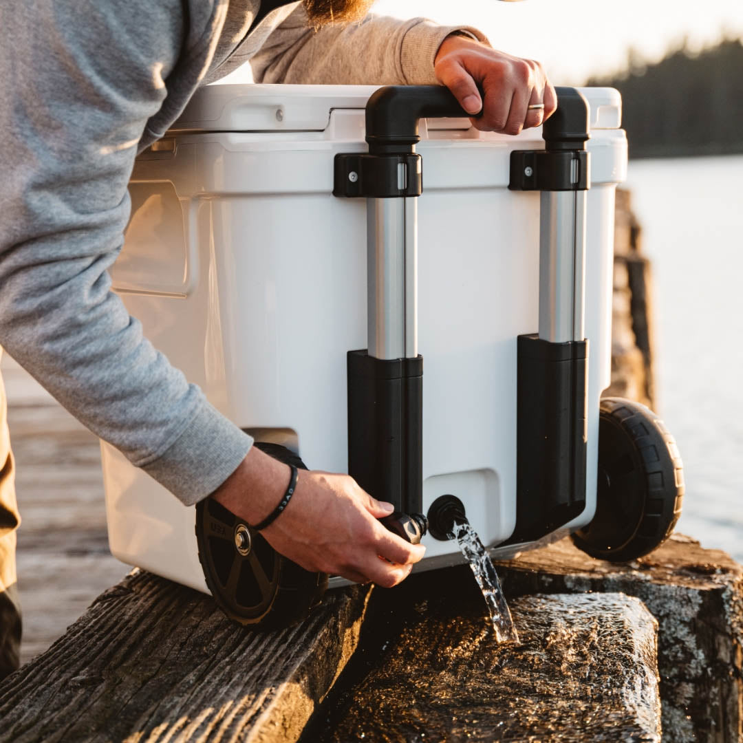 YETI Roadie 48 Wheeled Cool Box、mySite、noshort