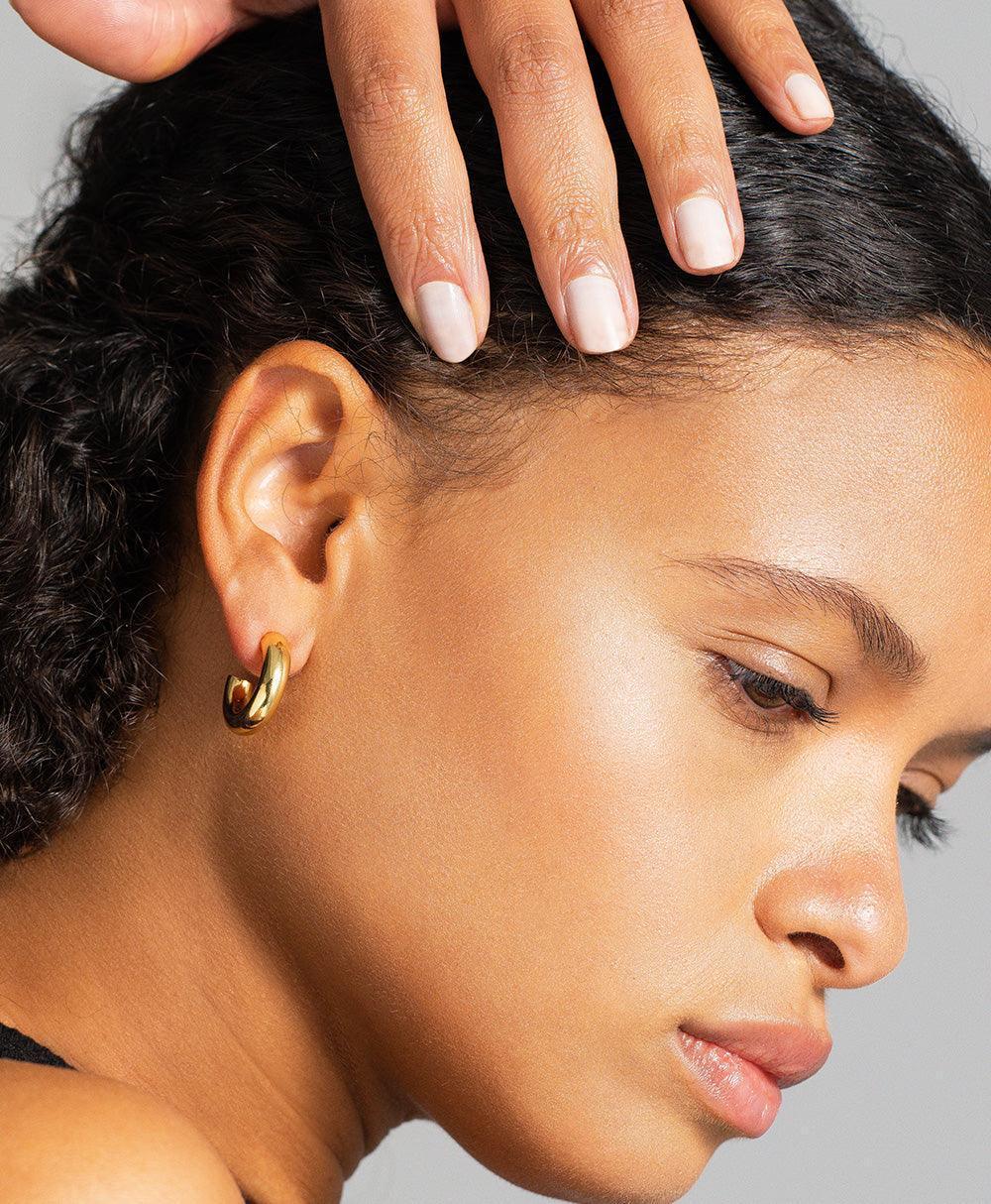  Viveca Small Creole 18ct Gold Plated