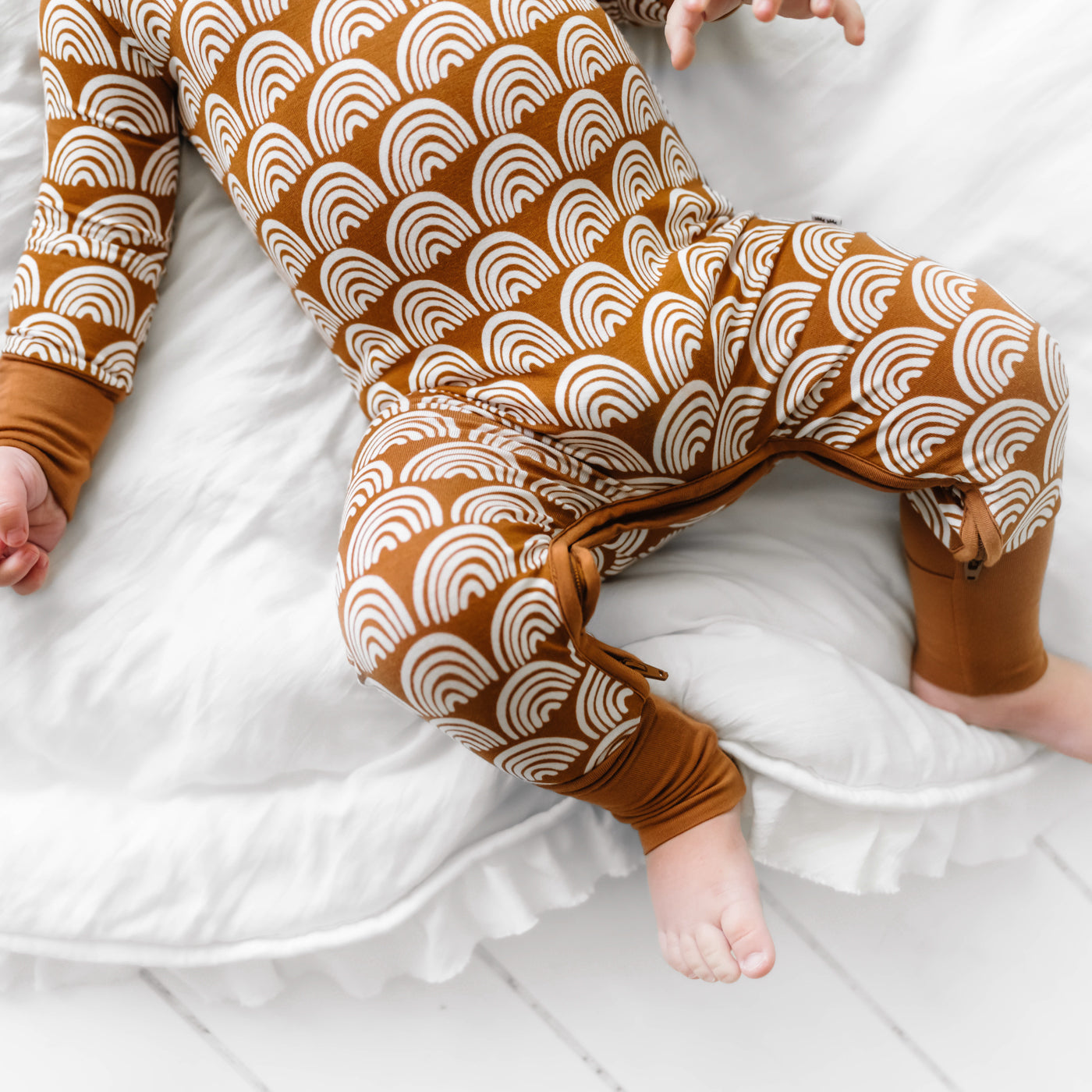  Rust Rainbows Crescent Zippy、mySite、layawaytickets