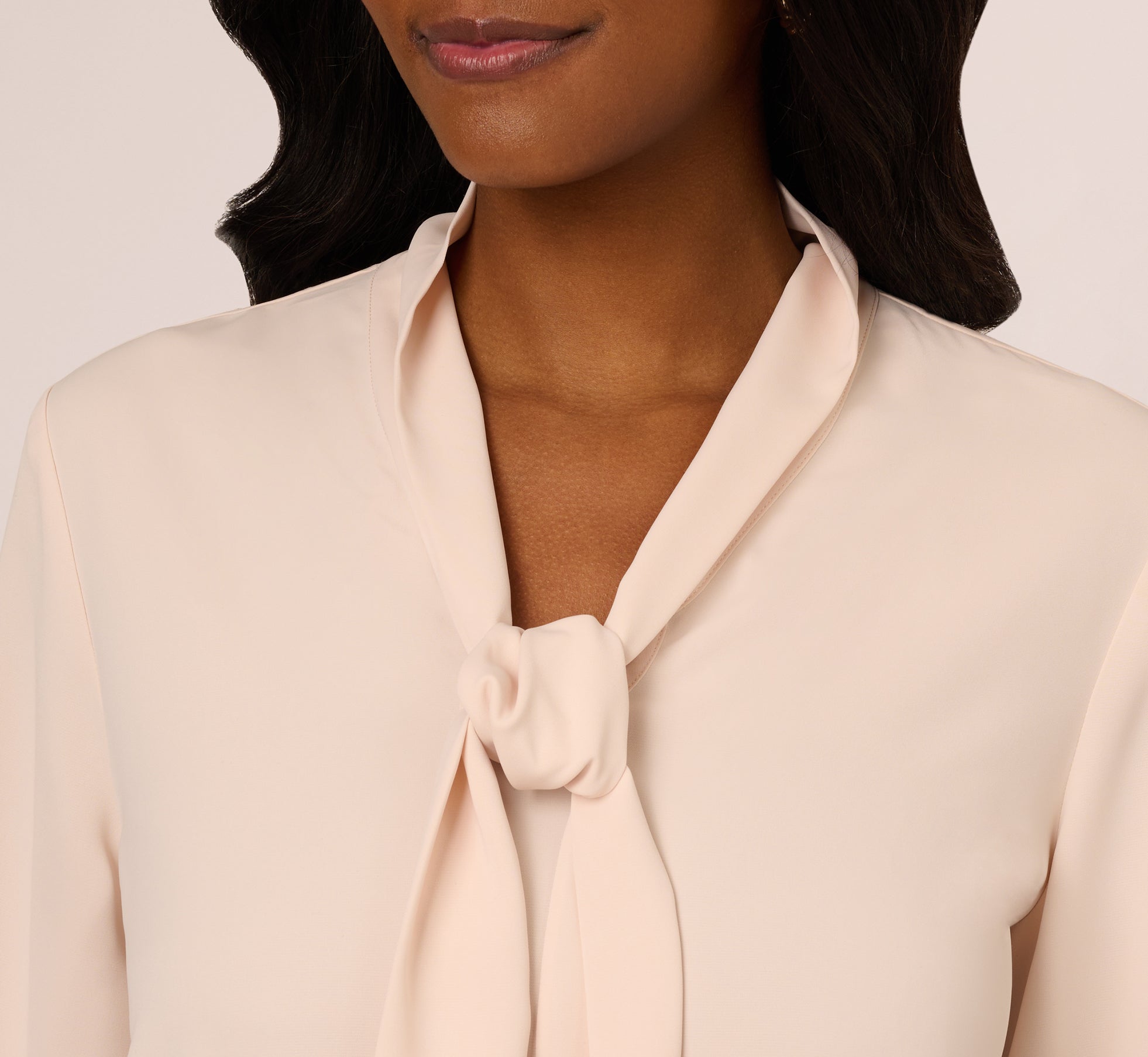 Lace Hem Tie Neck Blouse In Powder Blush、mySite、solidvoid