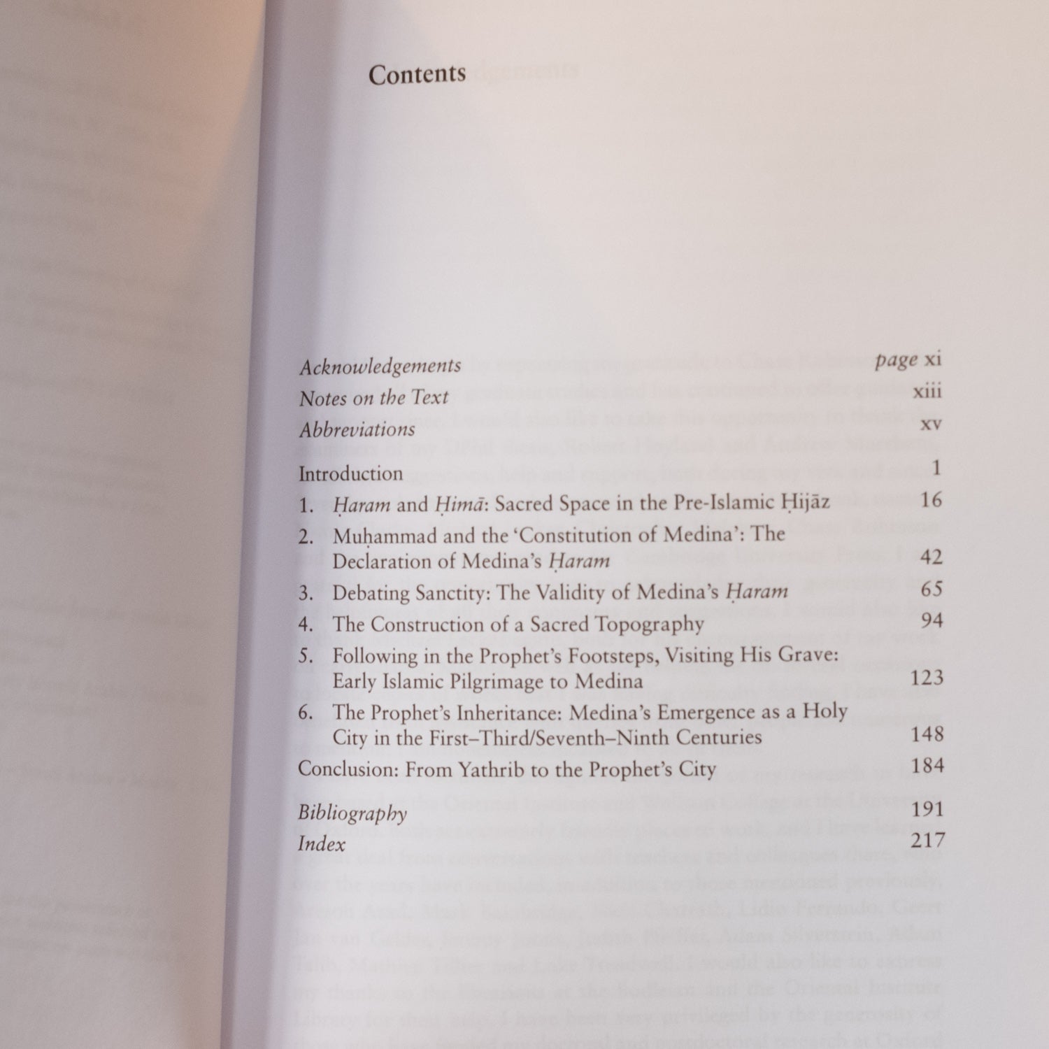 The Holy City of Medina: Sacred Space in Early Islamic Arabia、mySite、topwebapps