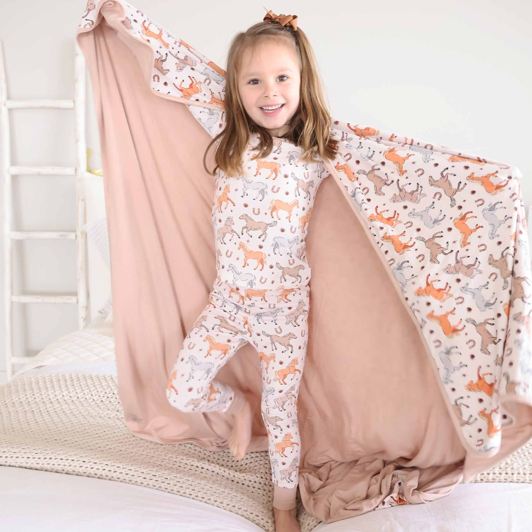  P's Ponies Double Sided Bamboo Blanket、mySite、layawaytickets