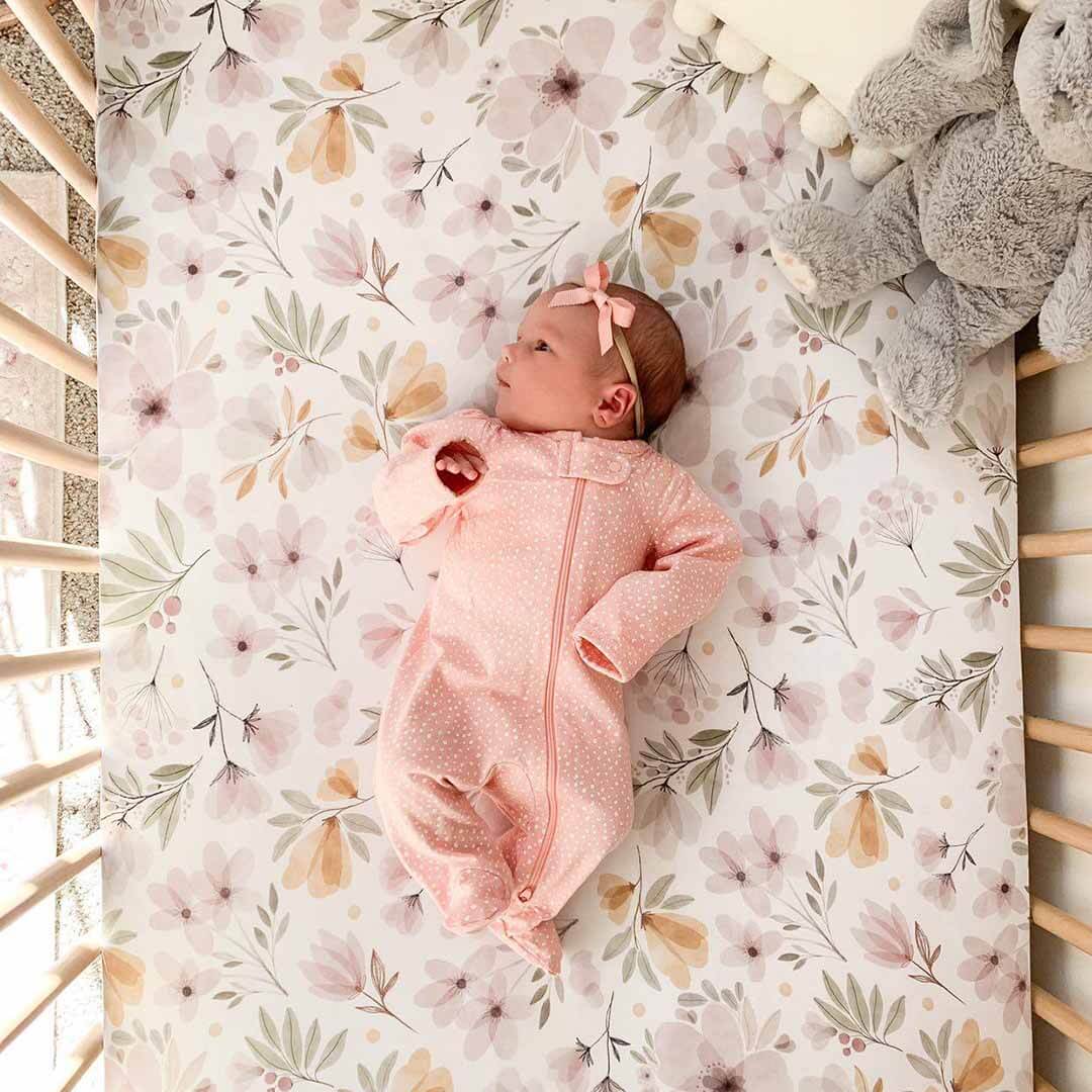  Maeve's Mauve & Mustard Floral Crib Sheet、mySite、layawaytickets