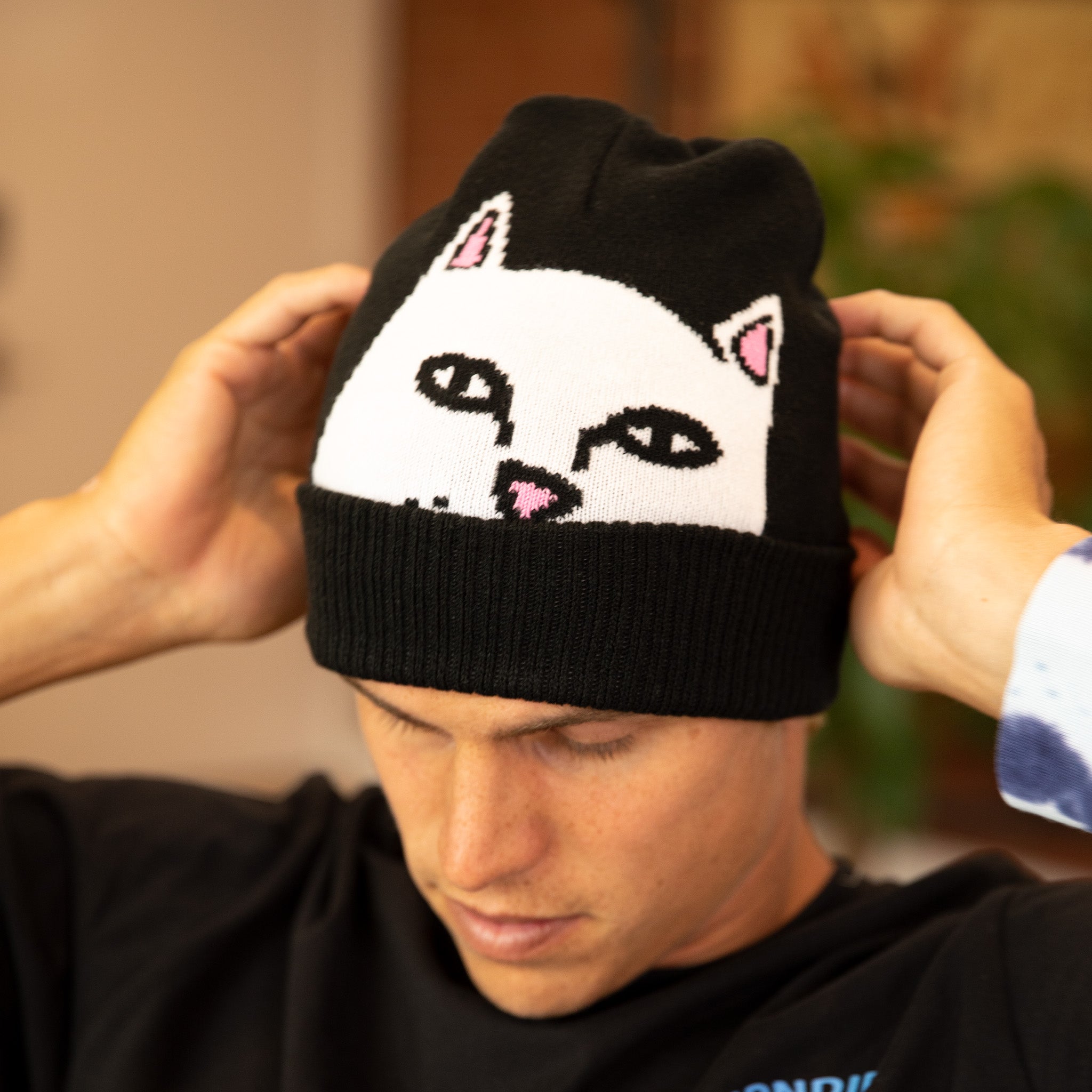  Peeking Nermal Beanie (Black)、mySite、merchandisen