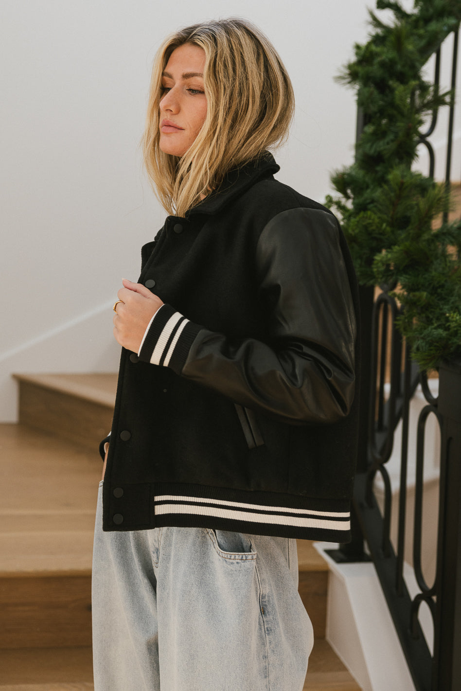 {product_title} - {shop_name}