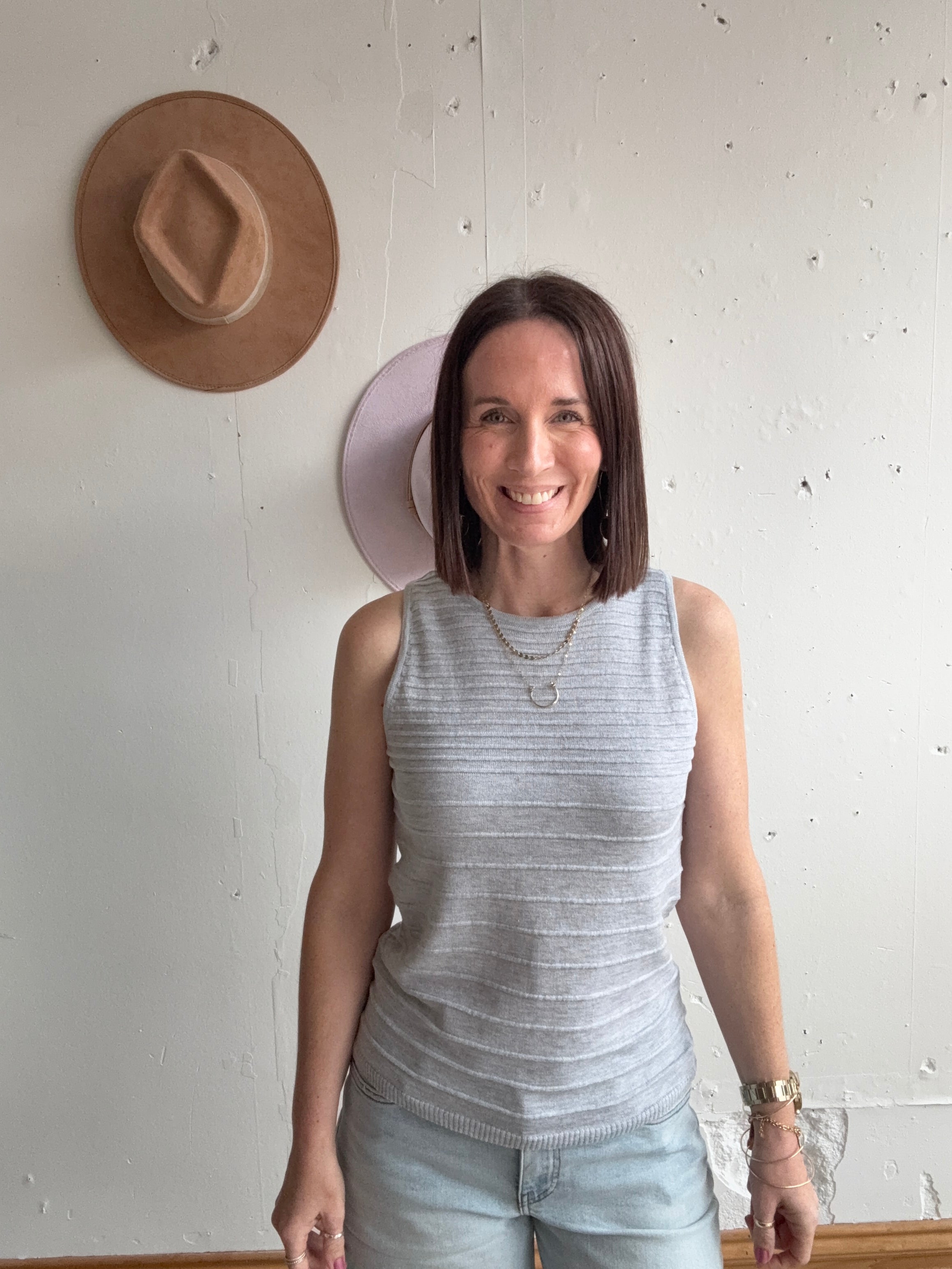 Shannon’s Tank Top、mySite、garagedoors4me