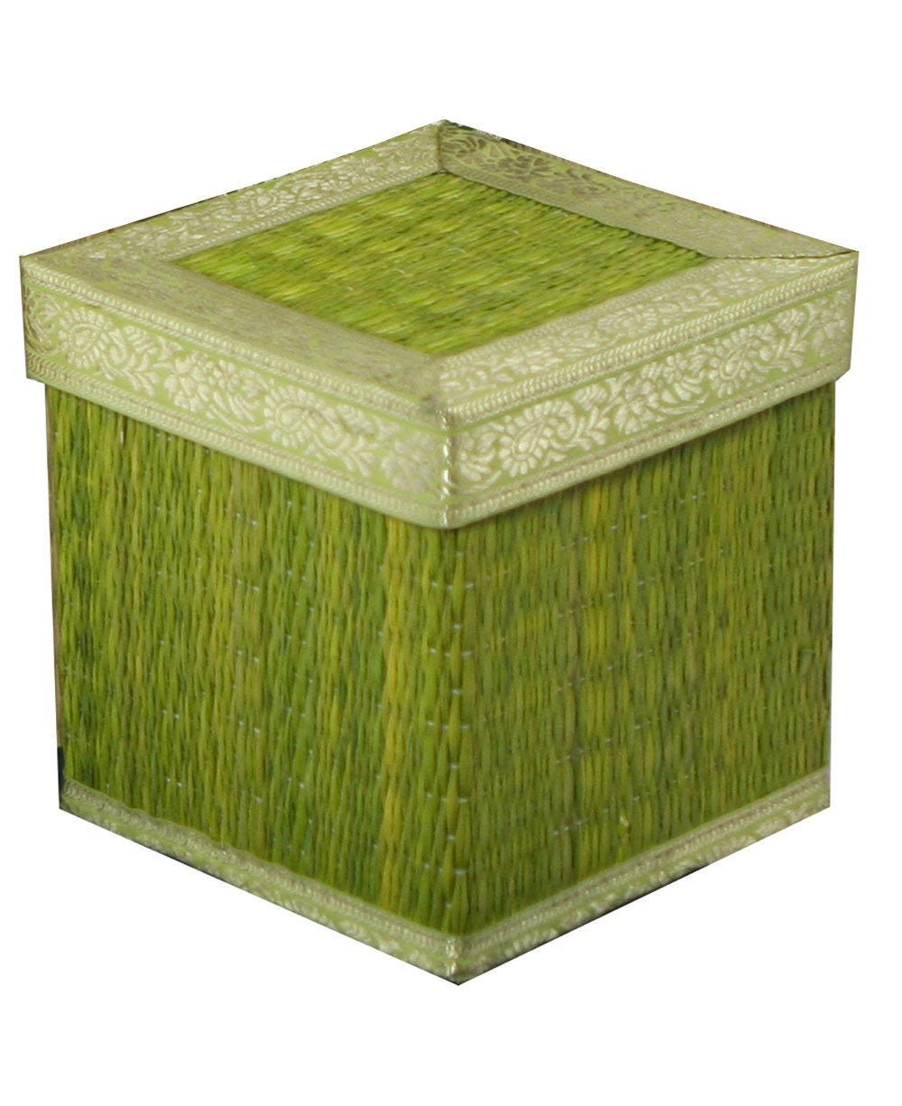 Fair Trade Seagrass Decorative Indian Border Storage Box、mySite、topwebapps