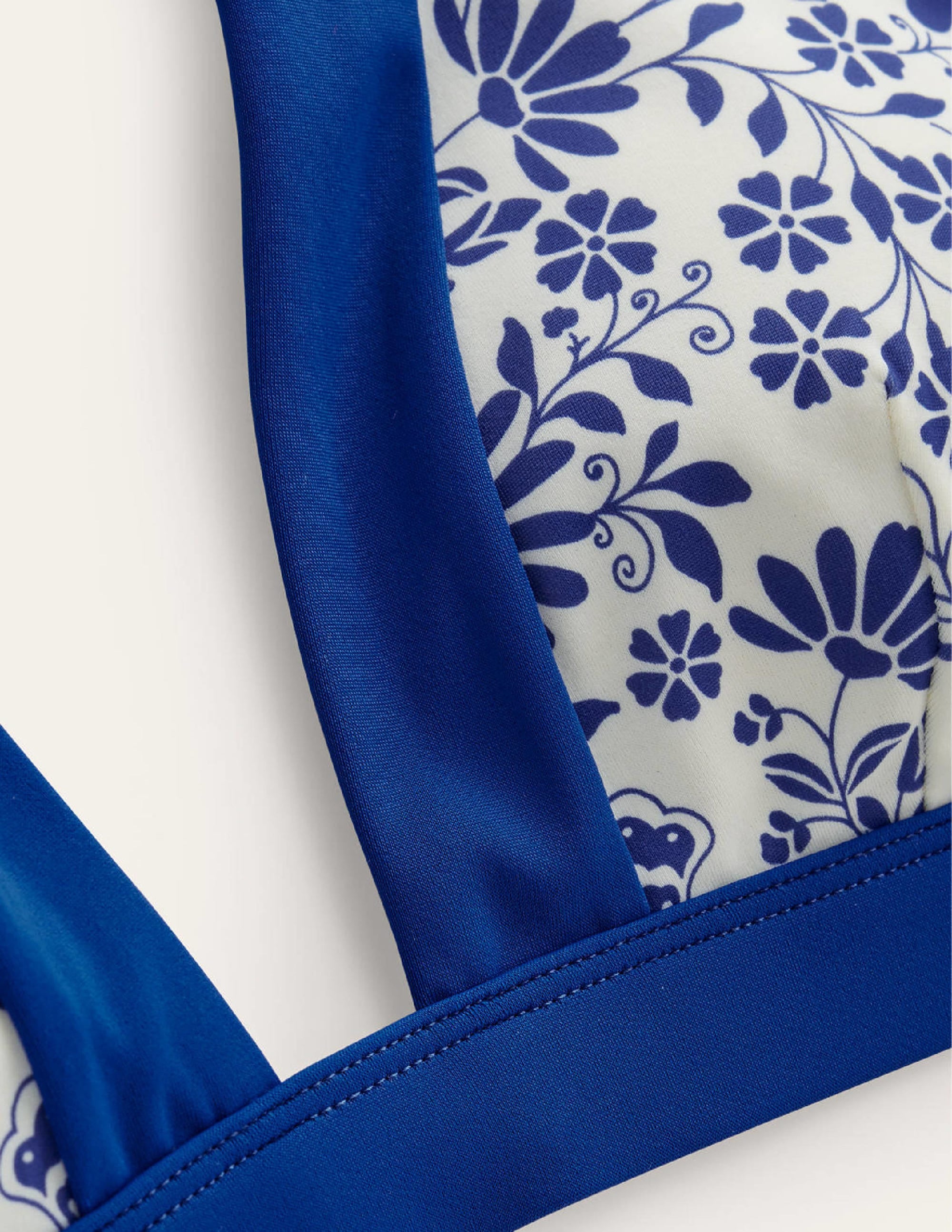  Ithaca Halter Bikini Top-Ivory, Lake Blue Gardenia、mySite、ashleygrahame