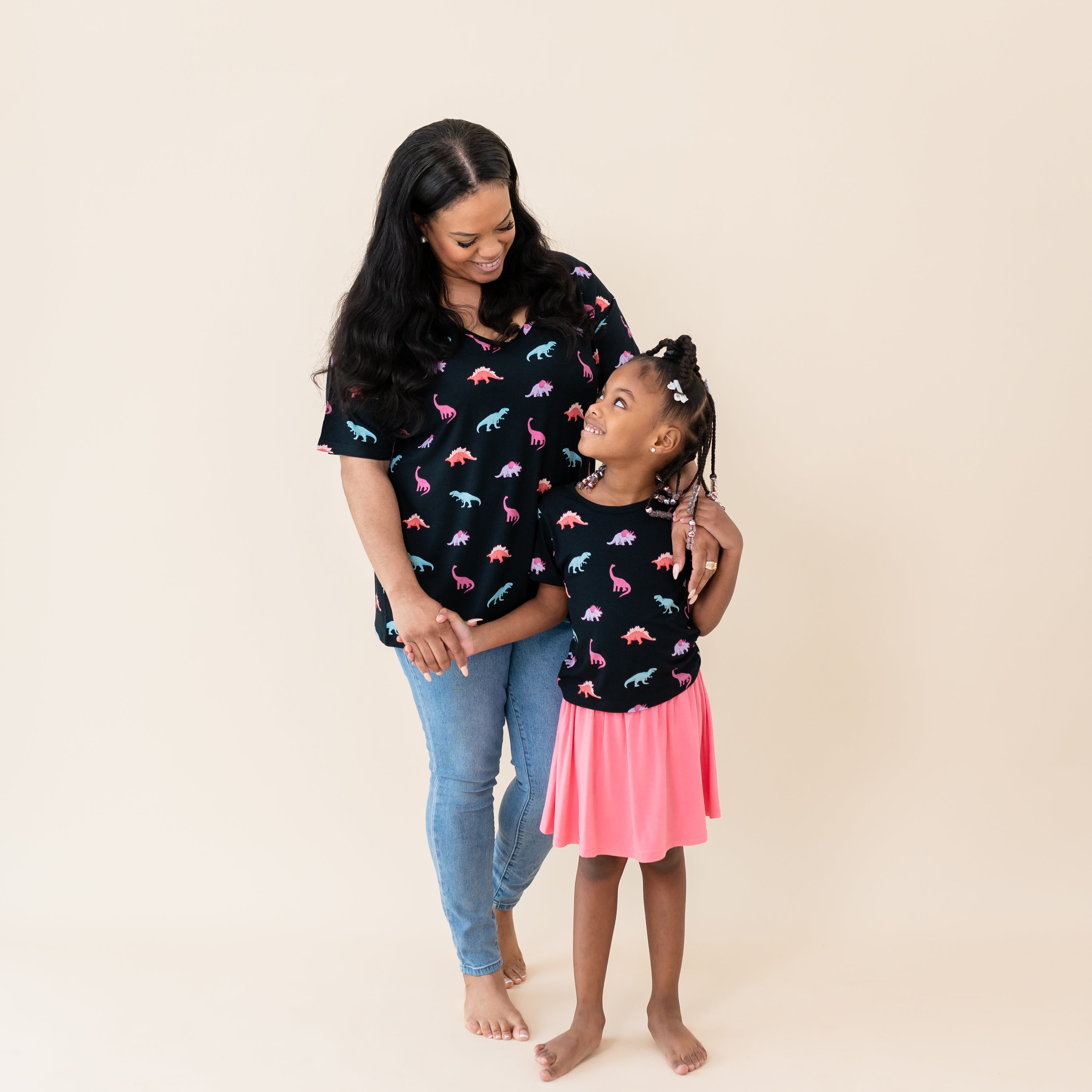  Women’s Relaxed Fit V-Neck in Midnight Roar、mySite、layawaytickets