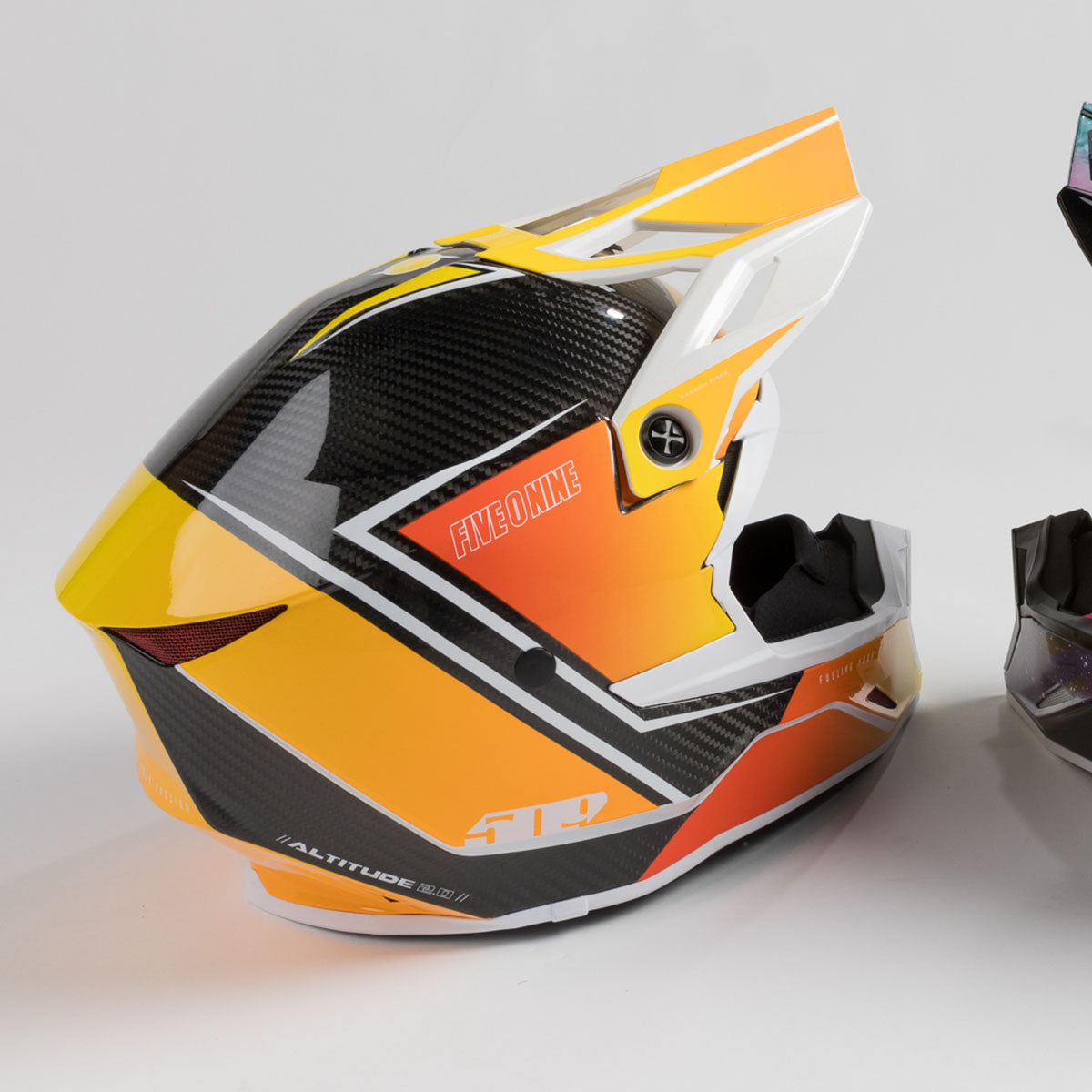 Altitude 2.0 Carbon Fiber Helmet、mySite、dreamappss