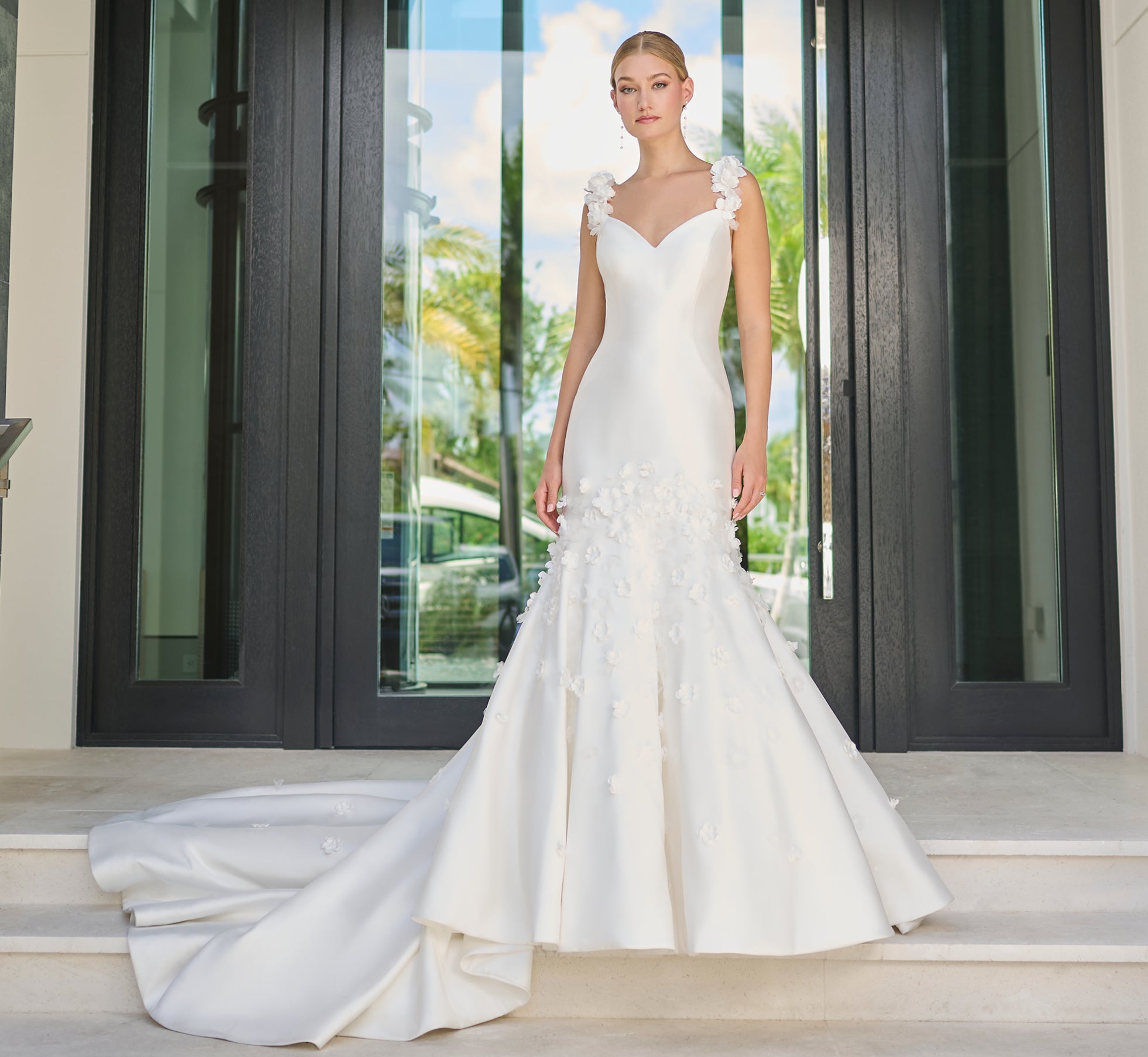 Stretch Mikado Mermaid Gown in Ivory、mySite、solidvoid