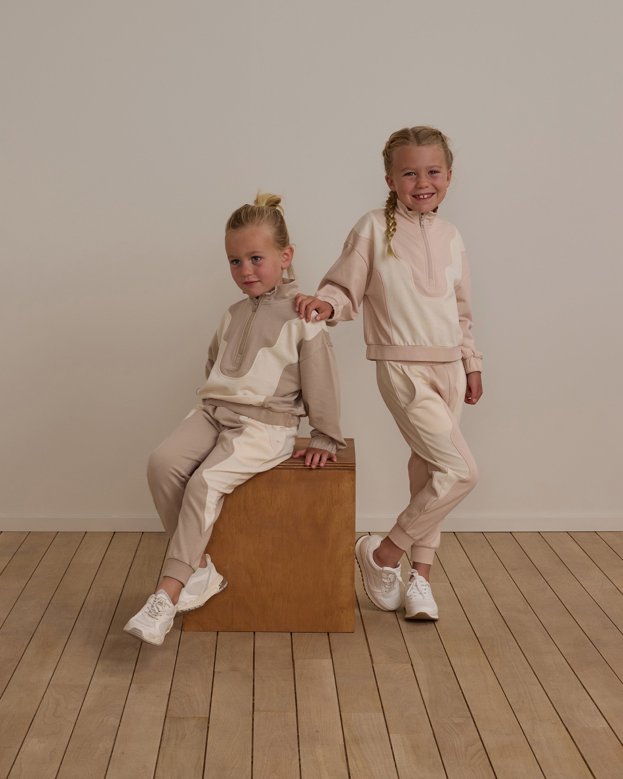  West Sweatpant || Pebble、mySite、layawaytickets