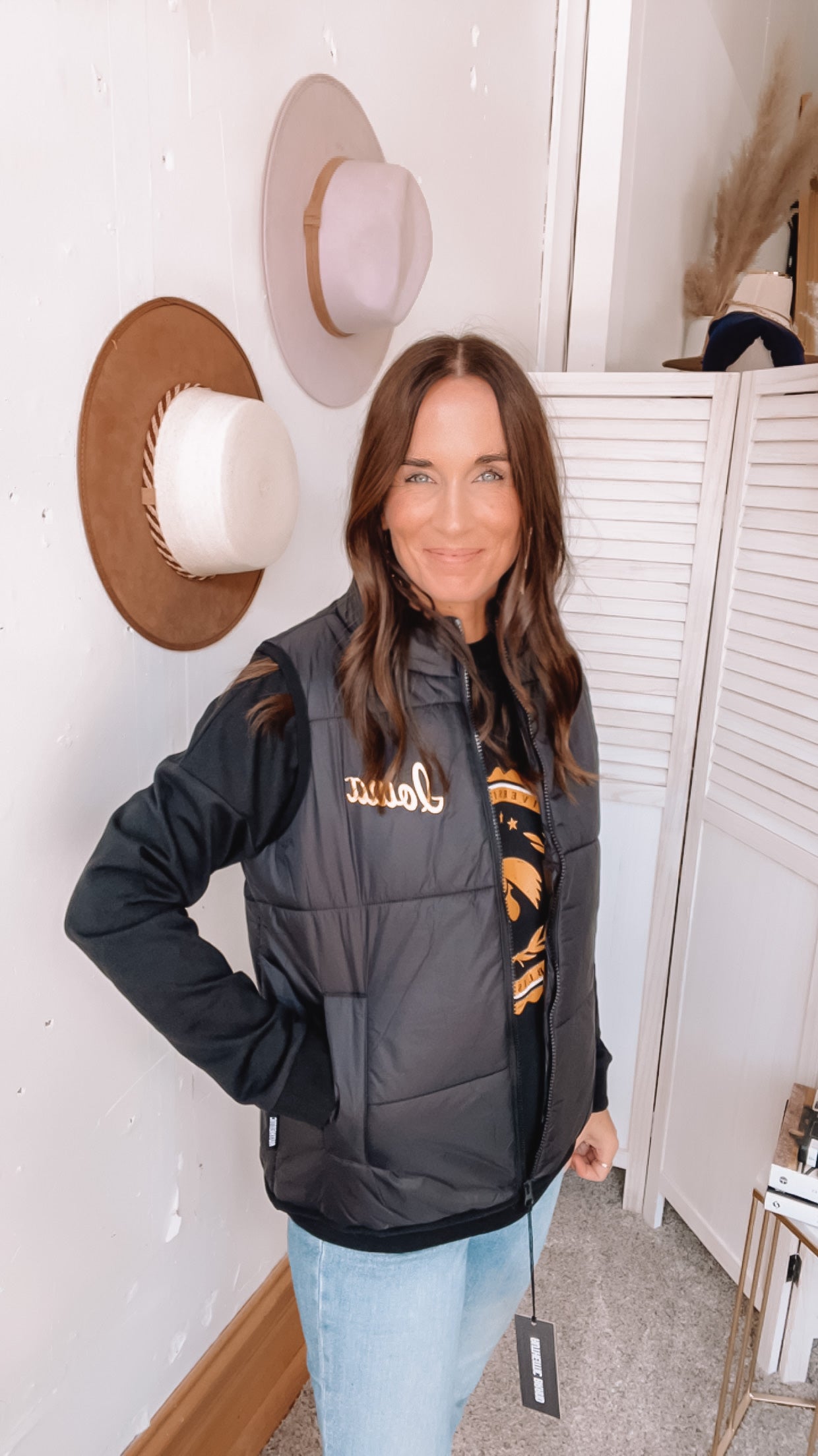 University of Iowa Licensed Puffer Vest、mySite、garagedoors4me