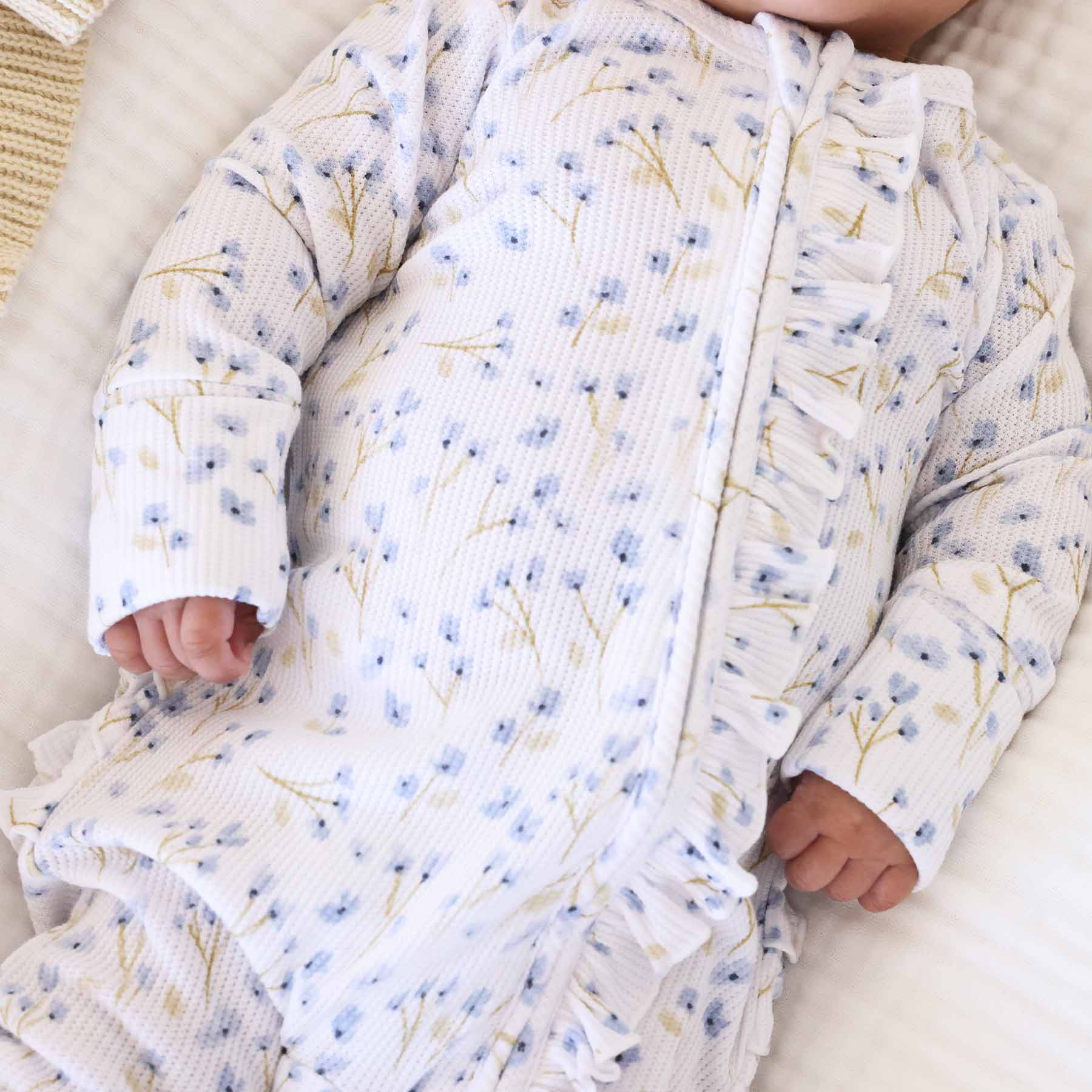  Blake's Blooms Bamboo Waffle Zipper Ruffle Footie、mySite、layawaytickets