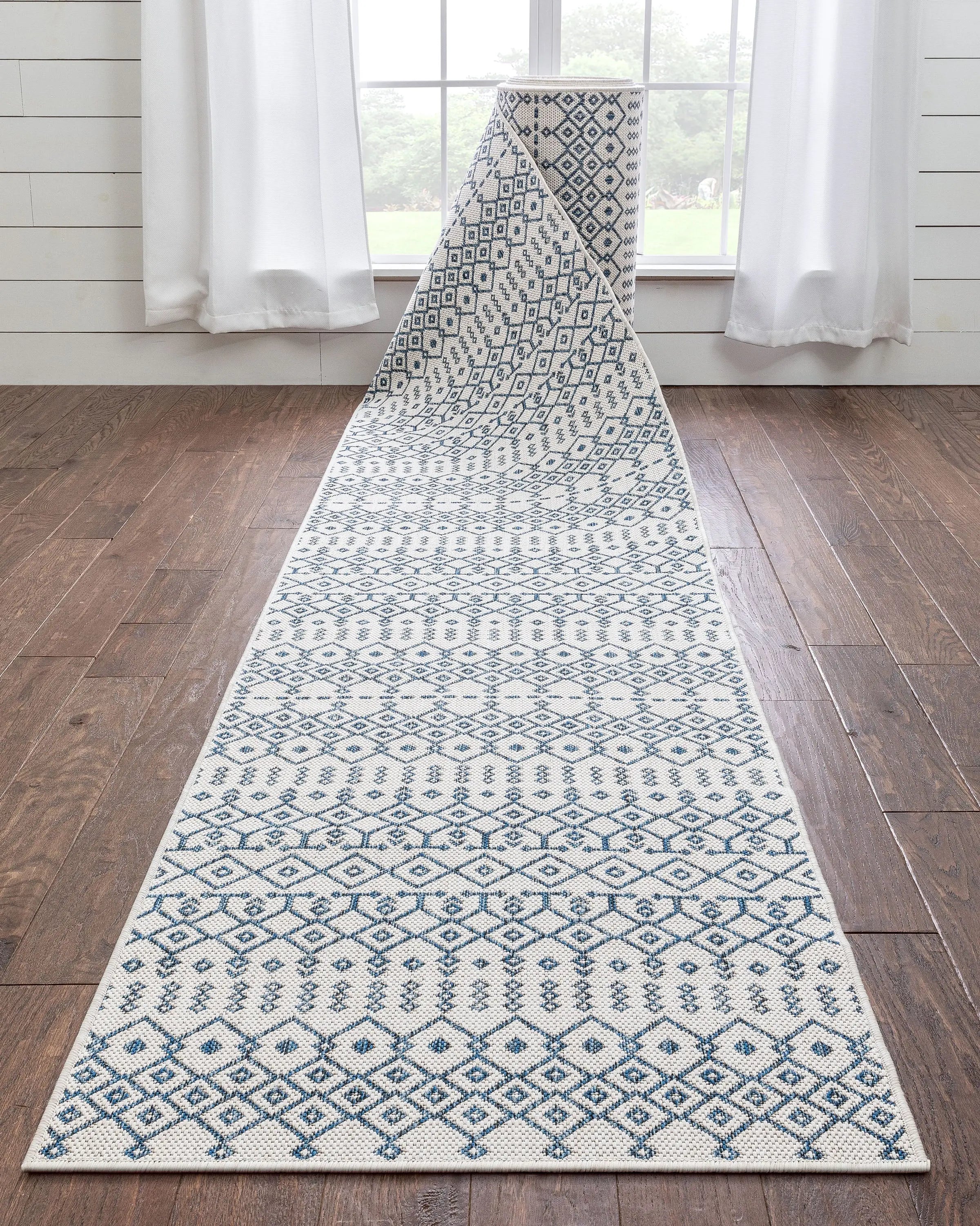 Custom Size Runner Nord Nordic Lattice Pattern Light Blue 31 Inches Width x Choose Your Length Hallway Indoor/Outdoor Runner Rug、mySite、gigharbornorthrealestate