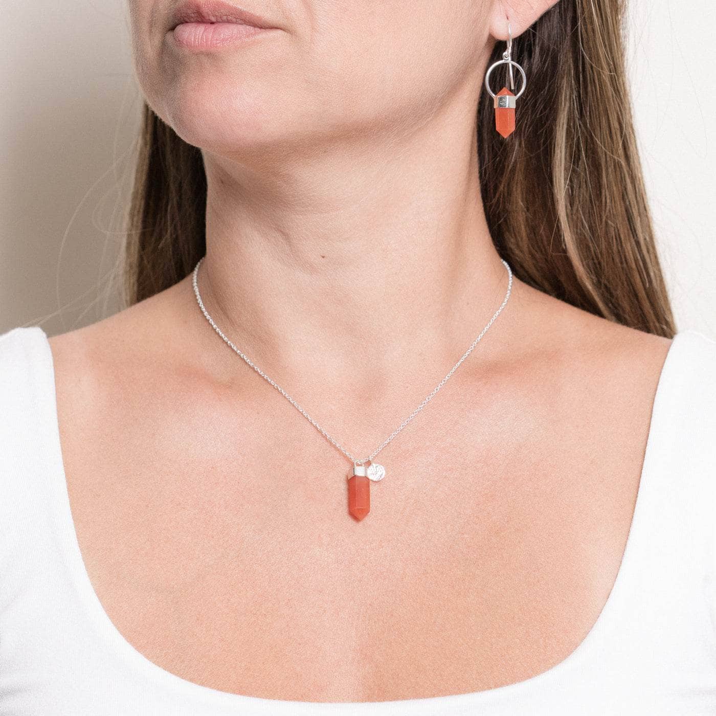 Delicate Carnelian Crystal Point Necklace、mySite、hinf8tx79
