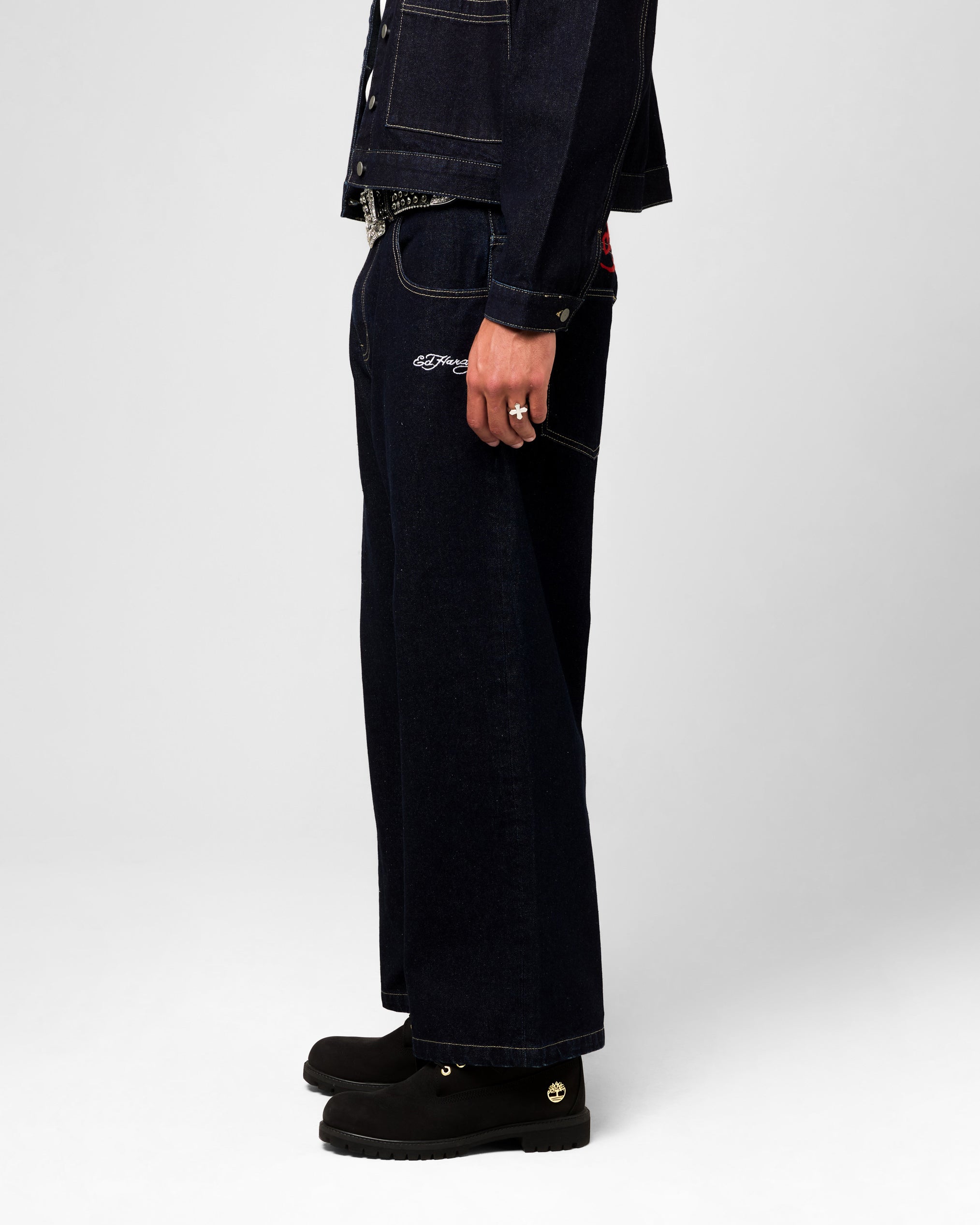 {product_title} - {shop_name}