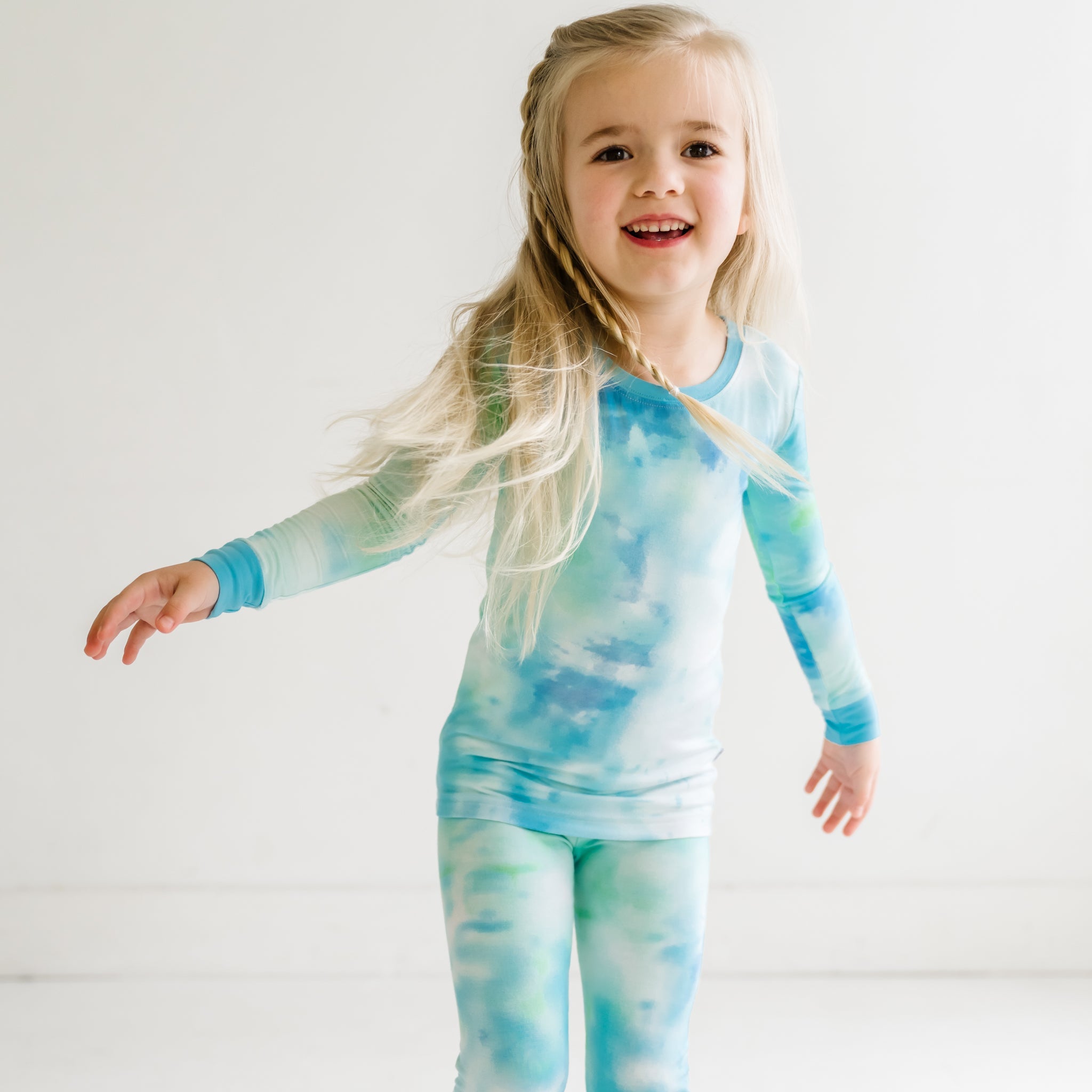  Tidepool Watercolor Two-Piece Pajama Set、mySite、layawaytickets