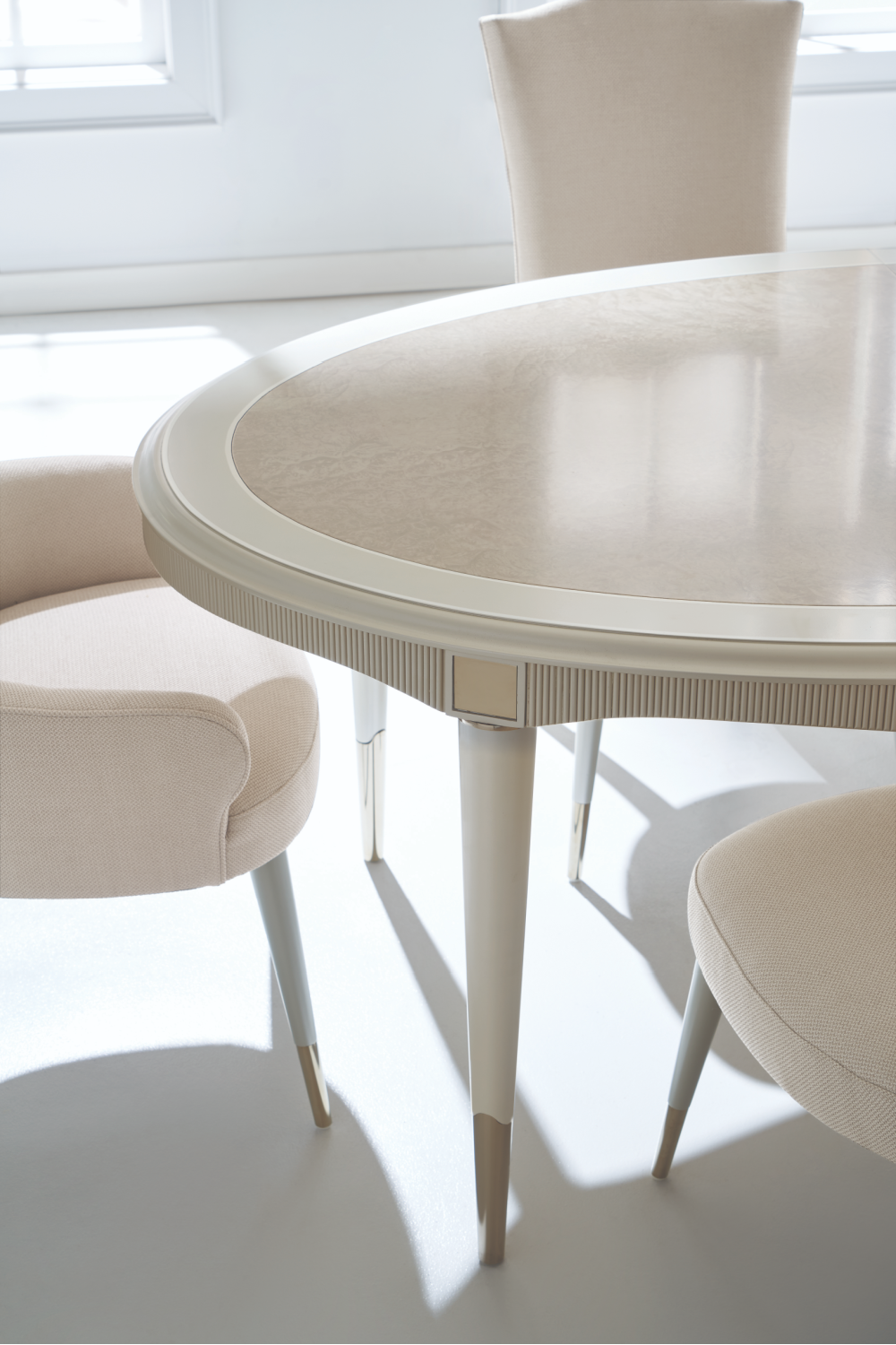 Cream Oval Dining Table | Caracole Love Feast、mySite、neckold