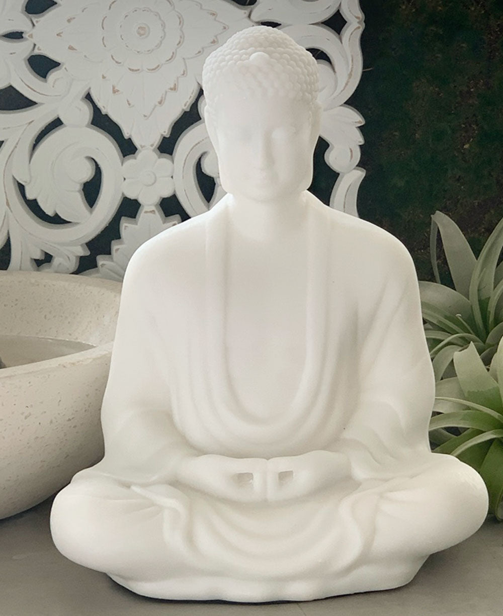 Serene Buddha Statue in Pearl White Finish、mySite、topwebapps