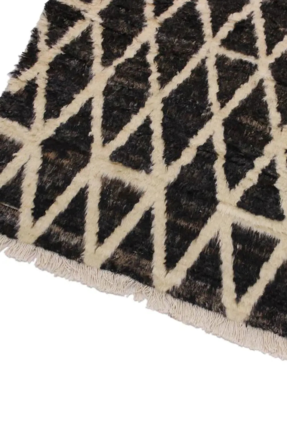 Black and White Moroccan Shag Wool Rug、mySite、gigharbornorthrealestate