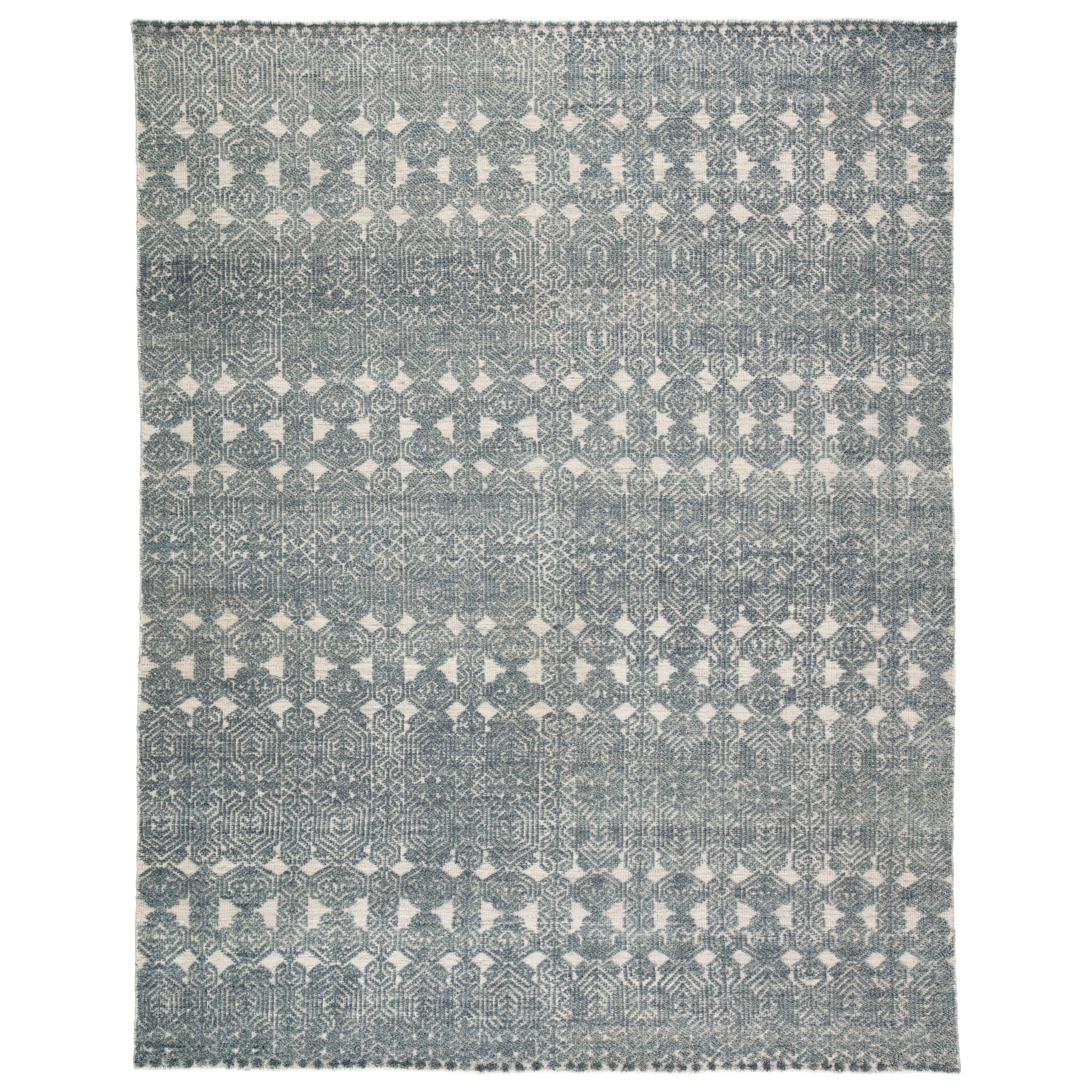 Abelle Hand-Knotted Medallion Teal Light Gray Area Rug、mySite、gigharbornorthrealestate